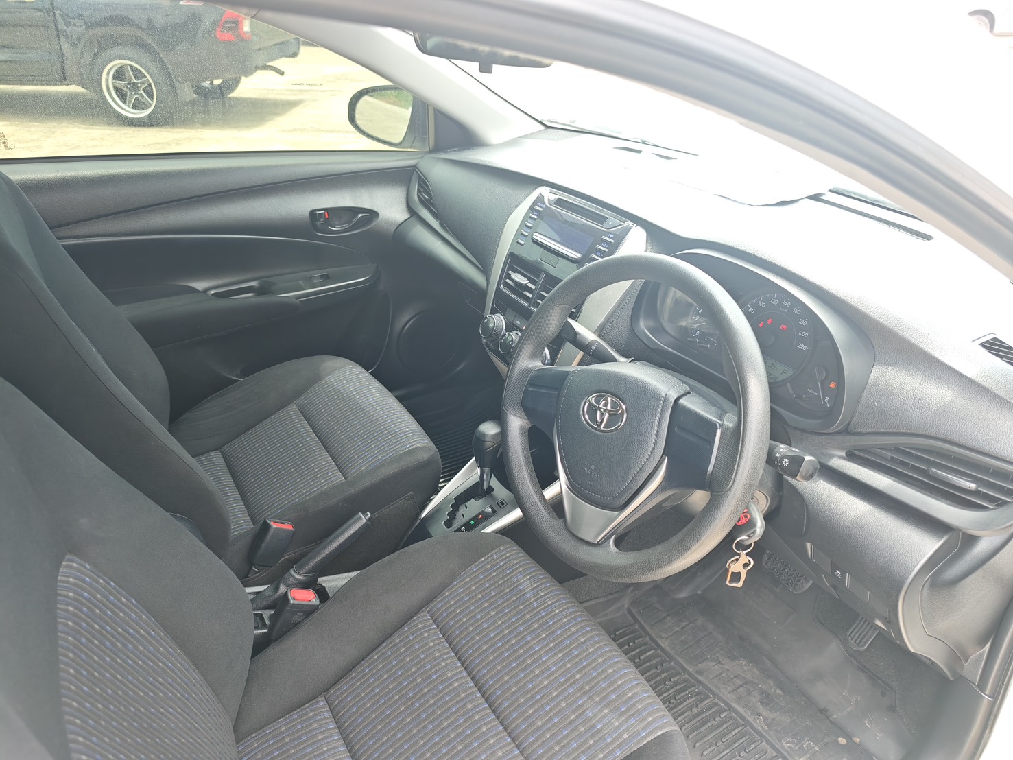 Toyota Yaris ATIVE 1.2 J AT 2018