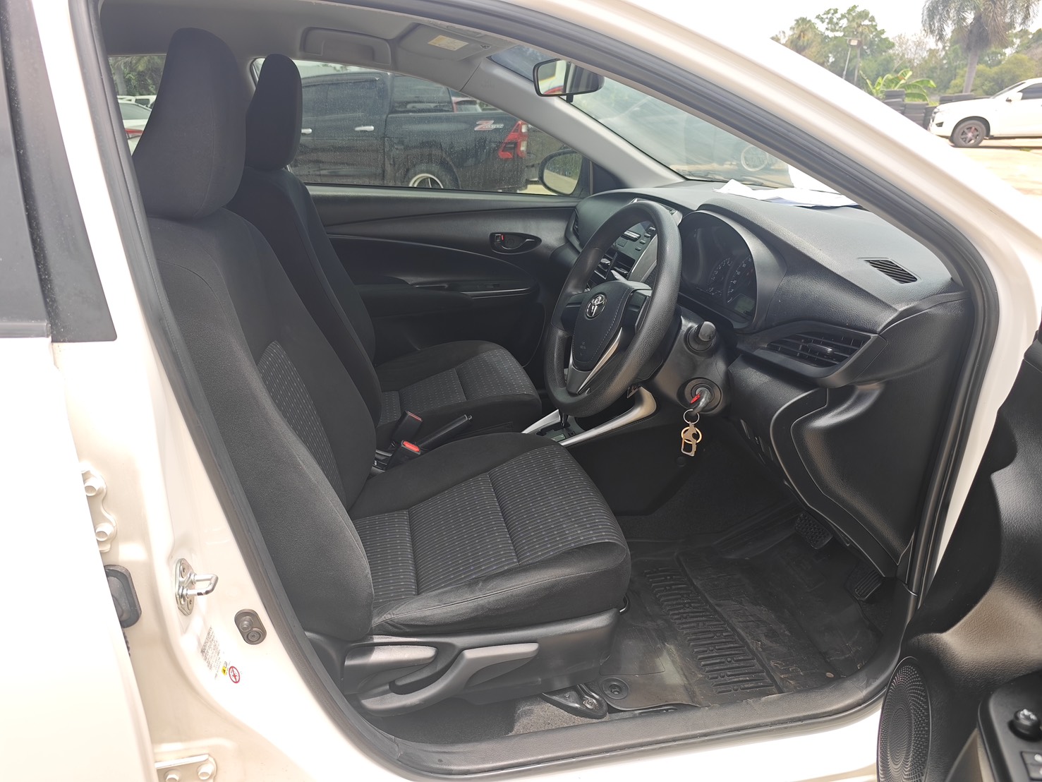Toyota Yaris ATIVE 1.2 J AT 2018