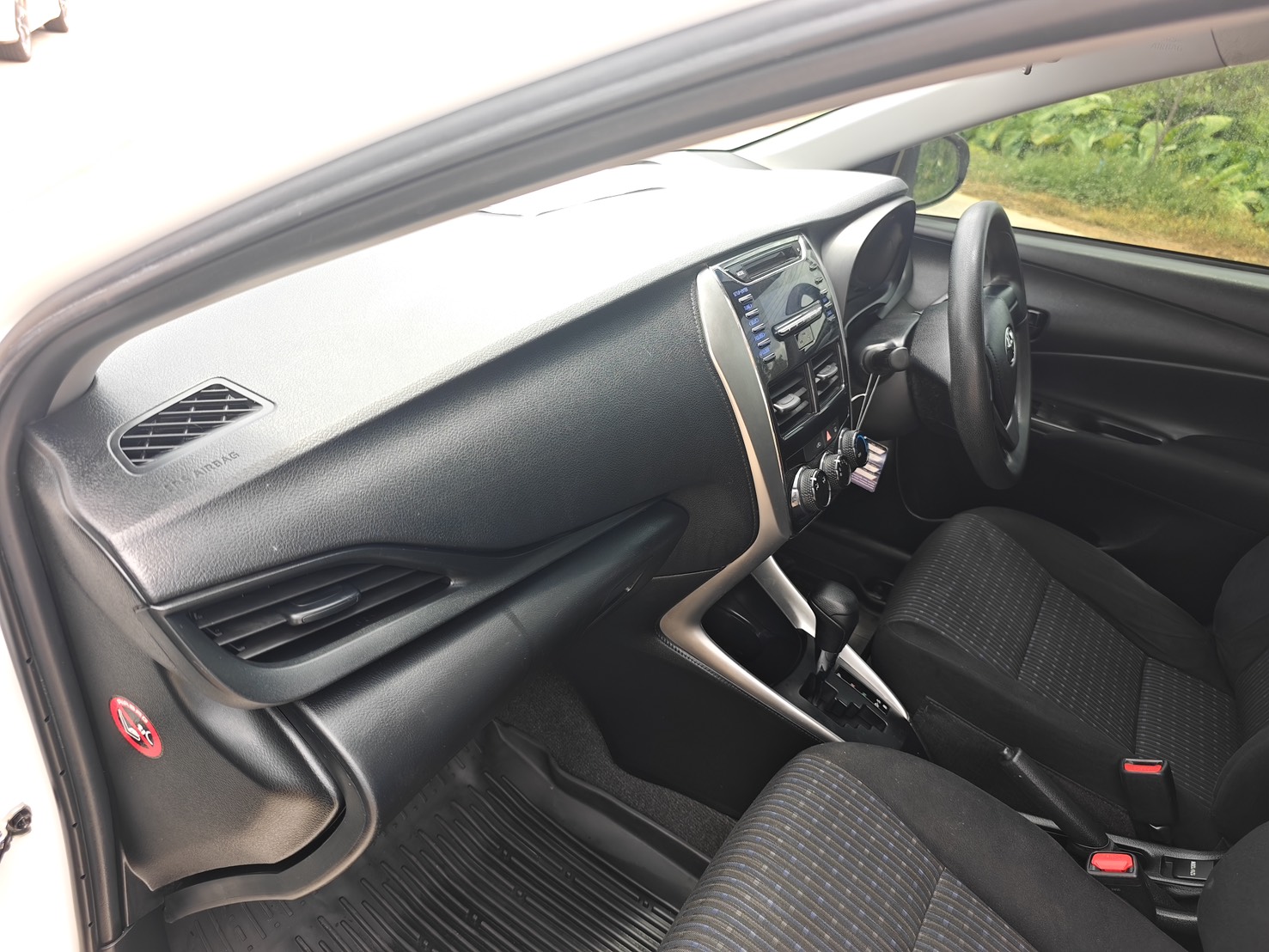 Toyota Yaris ATIVE 1.2 J AT 2018
