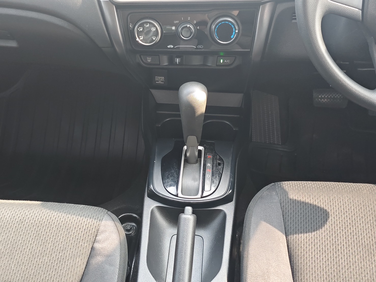 Honda City 1.5 S AT 2018
