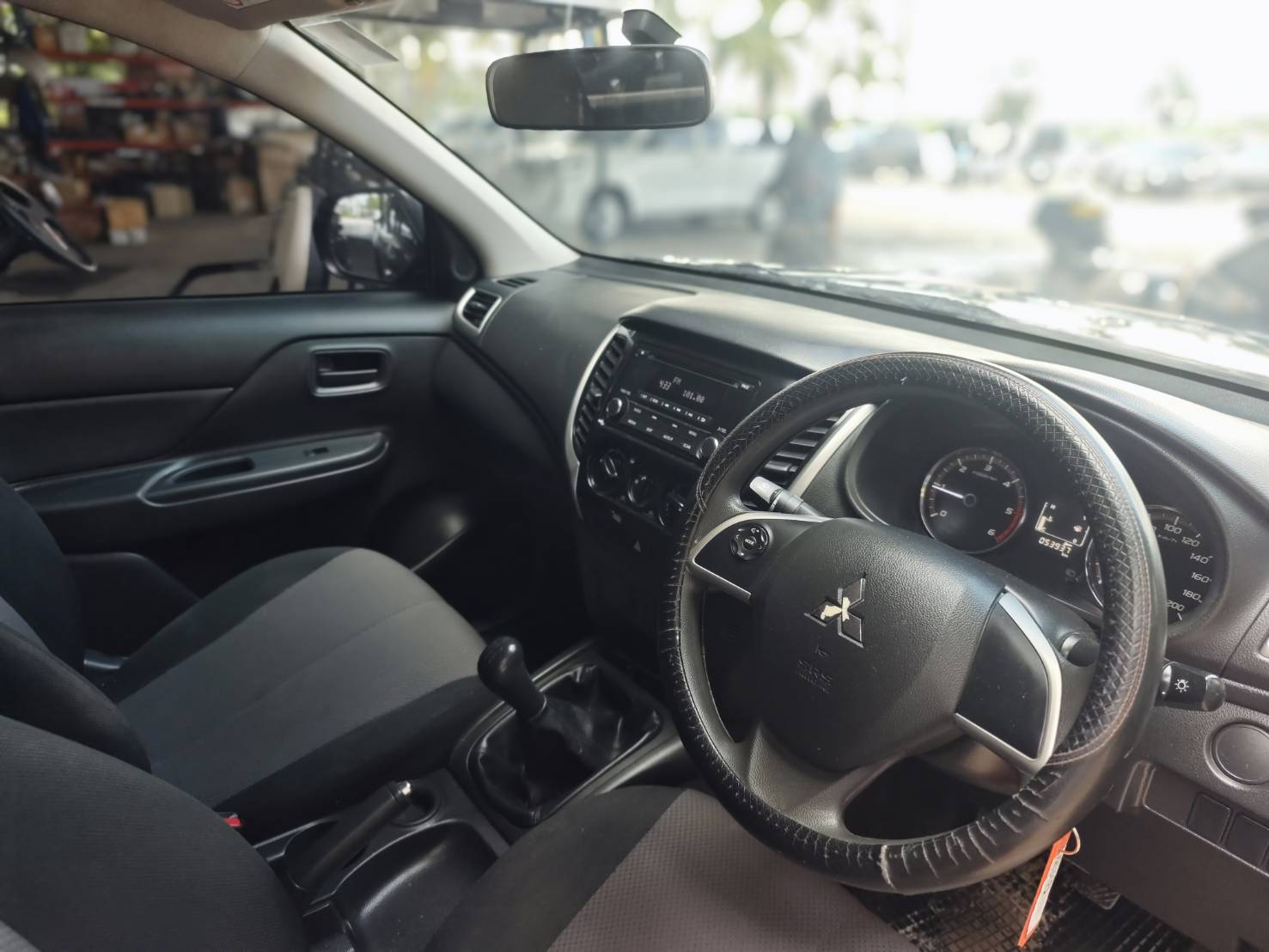 Mitsubishi Triton All New Mega Cab 2.5 GLX MT 2021