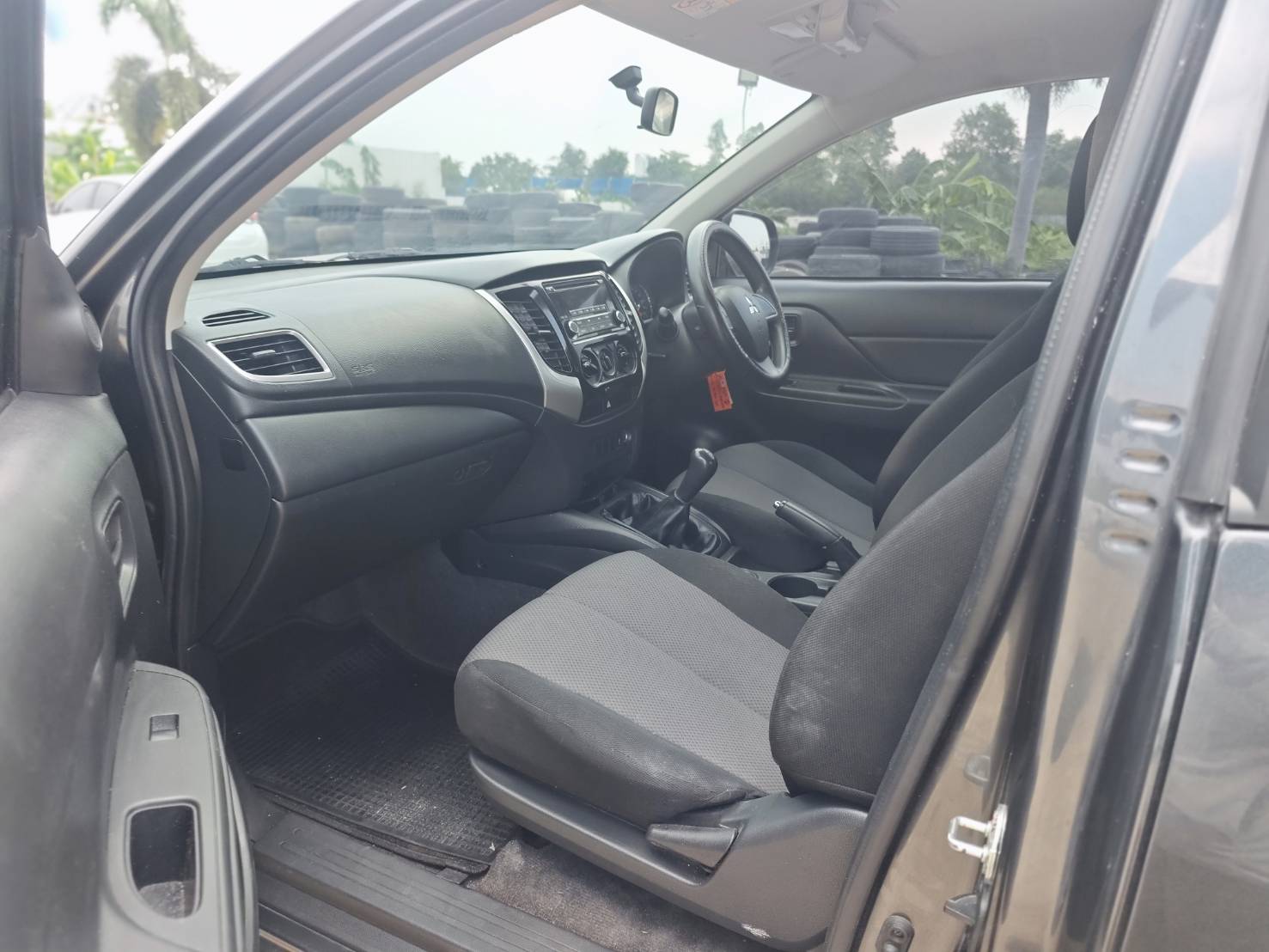 Mitsubishi Triton All New Mega Cab 2.5 GLX MT 2021