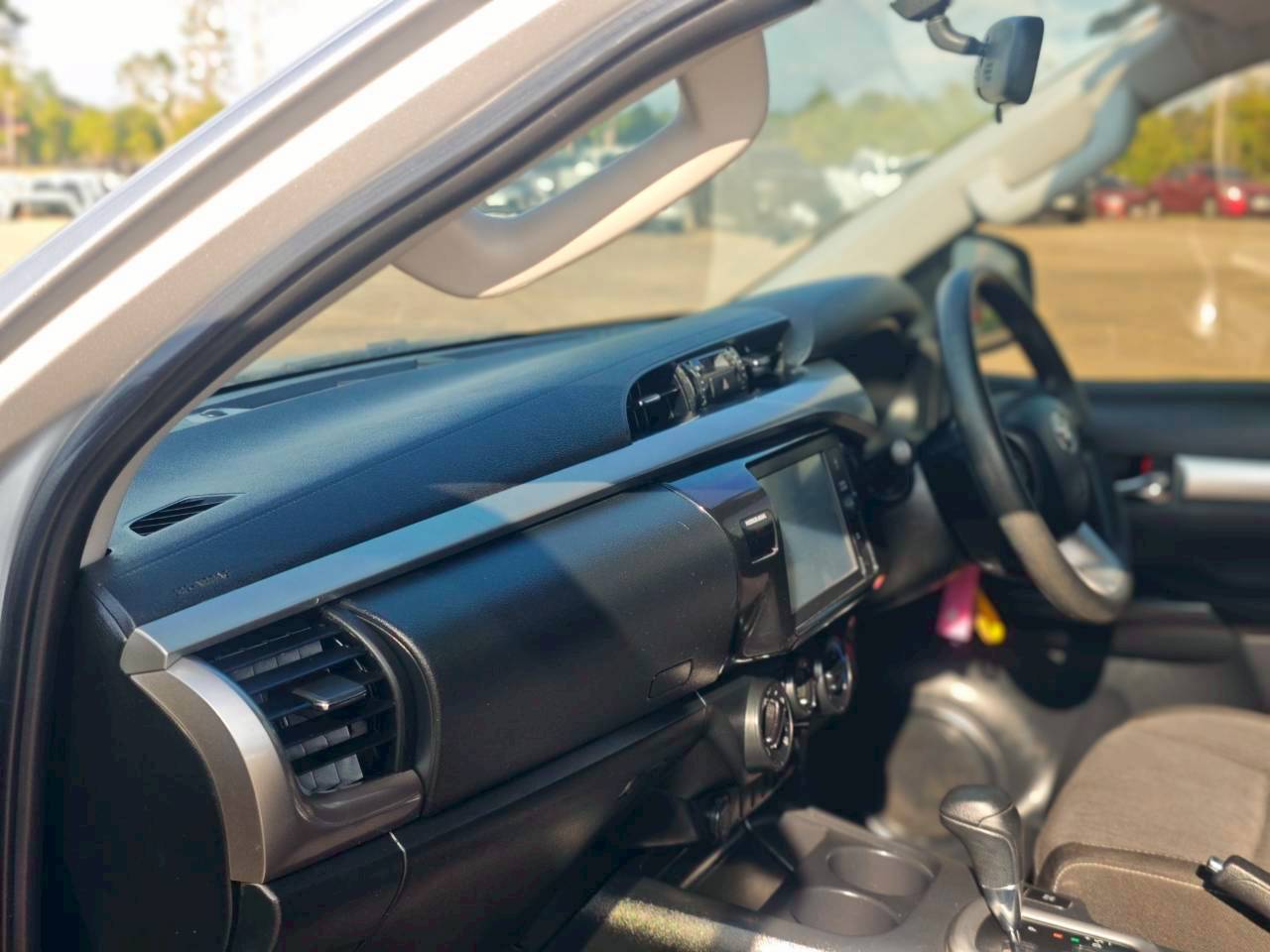 Toyota Hilux Revo Double Cab 2.4 Entry Prerunner AT 2020