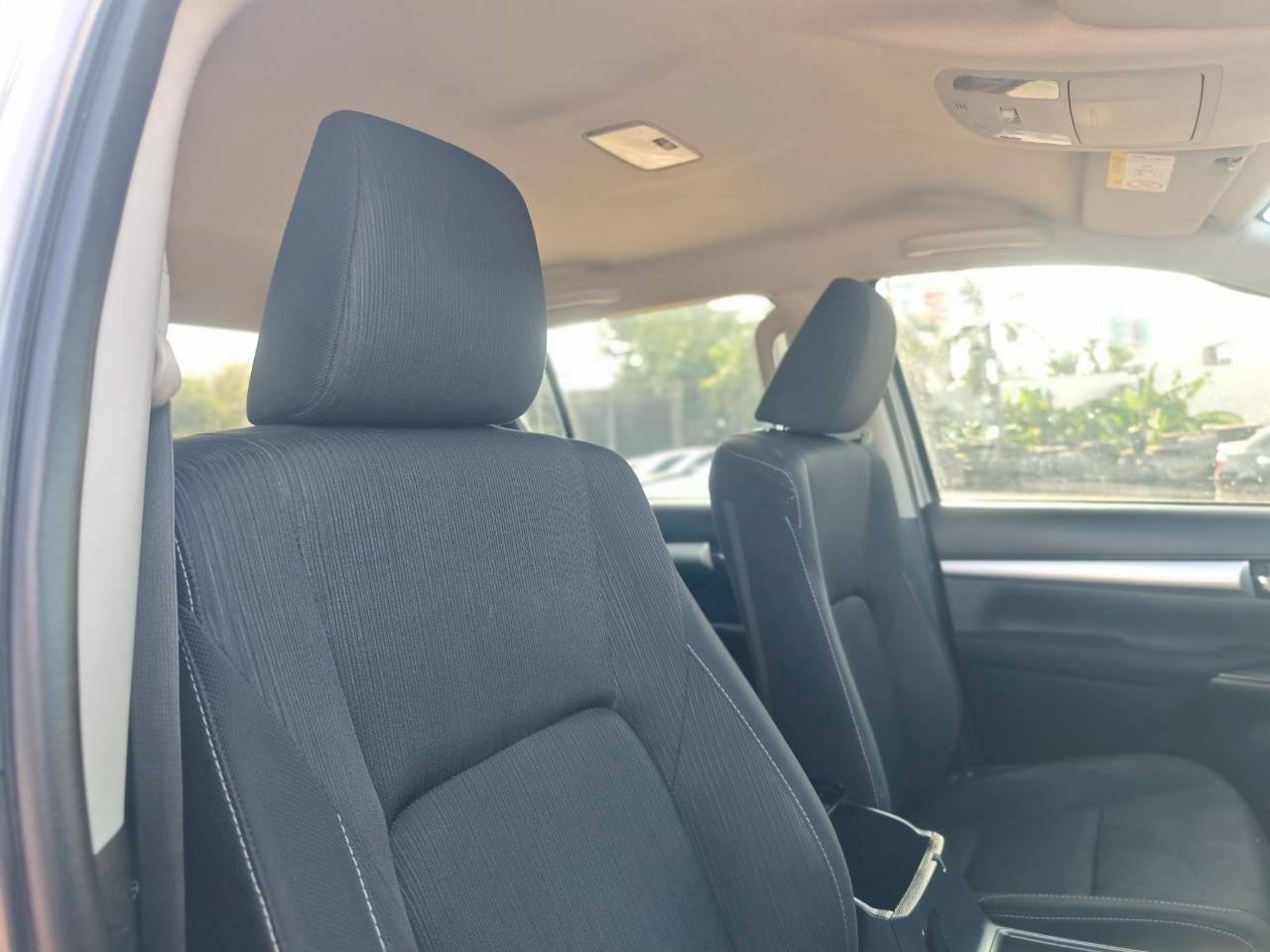 Toyota Hilux Revo Double Cab 2.4 Entry Prerunner AT 2020