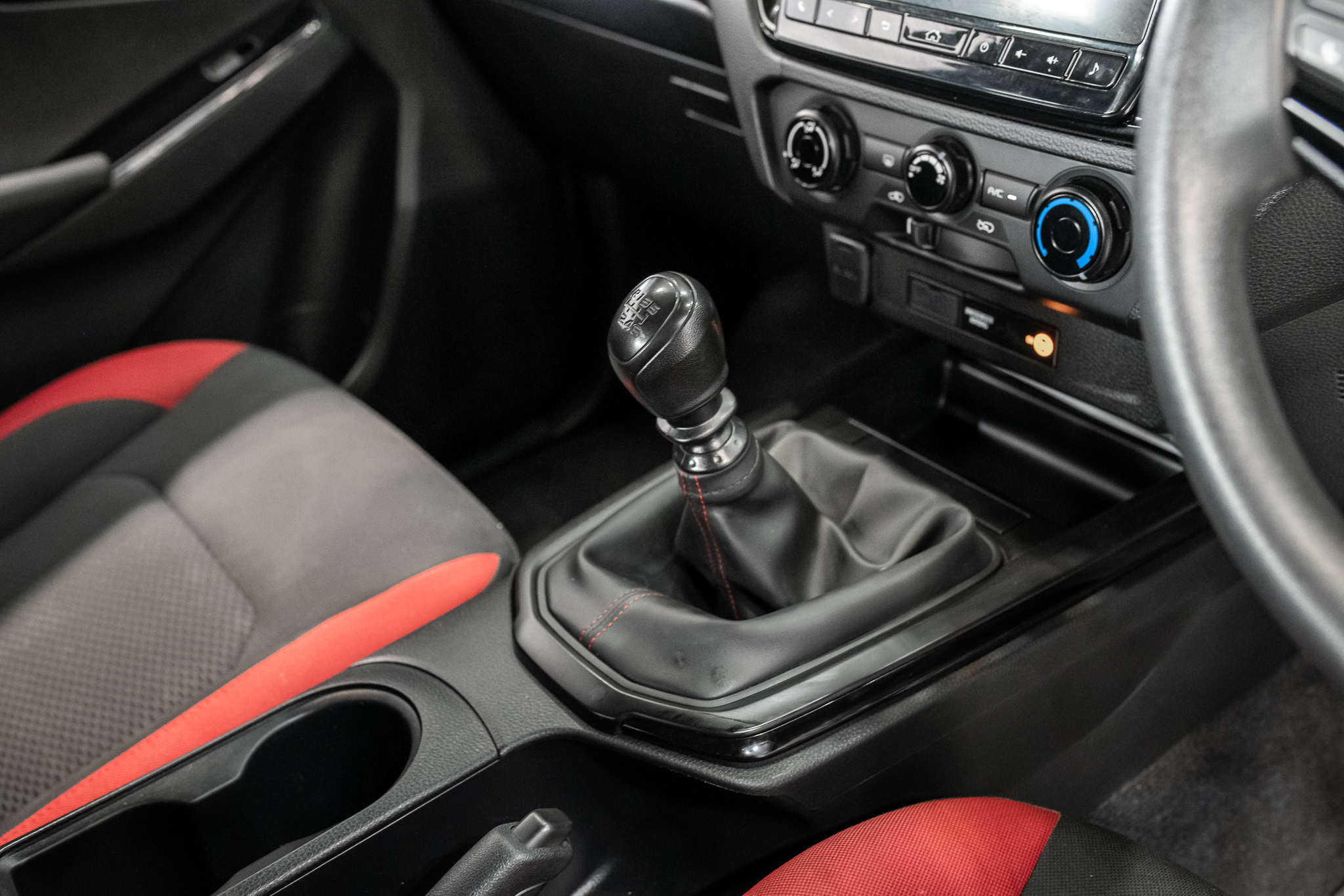 Isuzu D-Max All New Blue Power Spacecab 1.9 Ddi Speed X-series MT 2022