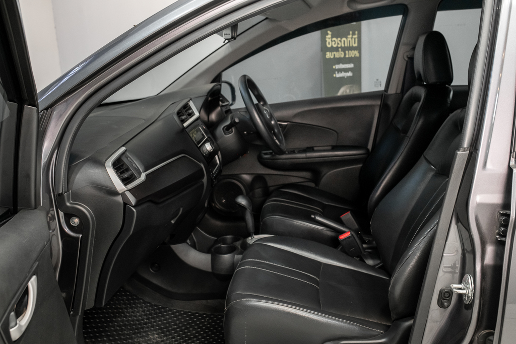 Honda BR-V 1.5 V SUV AT 2017