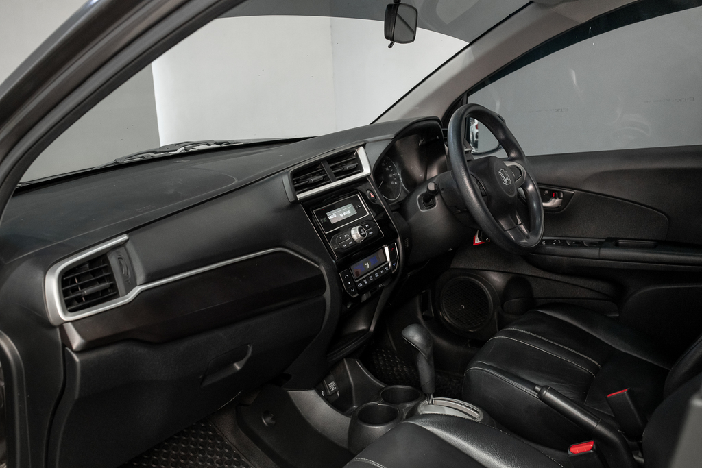 Honda BR-V 1.5 V SUV AT 2017