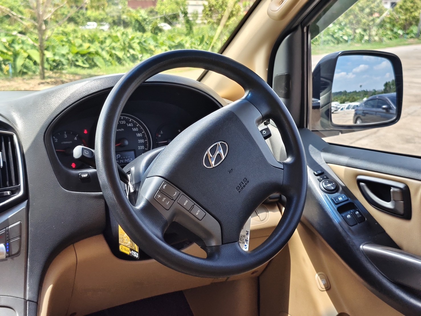 Hyundai H-1 2.5 Elite MPV AT 2018