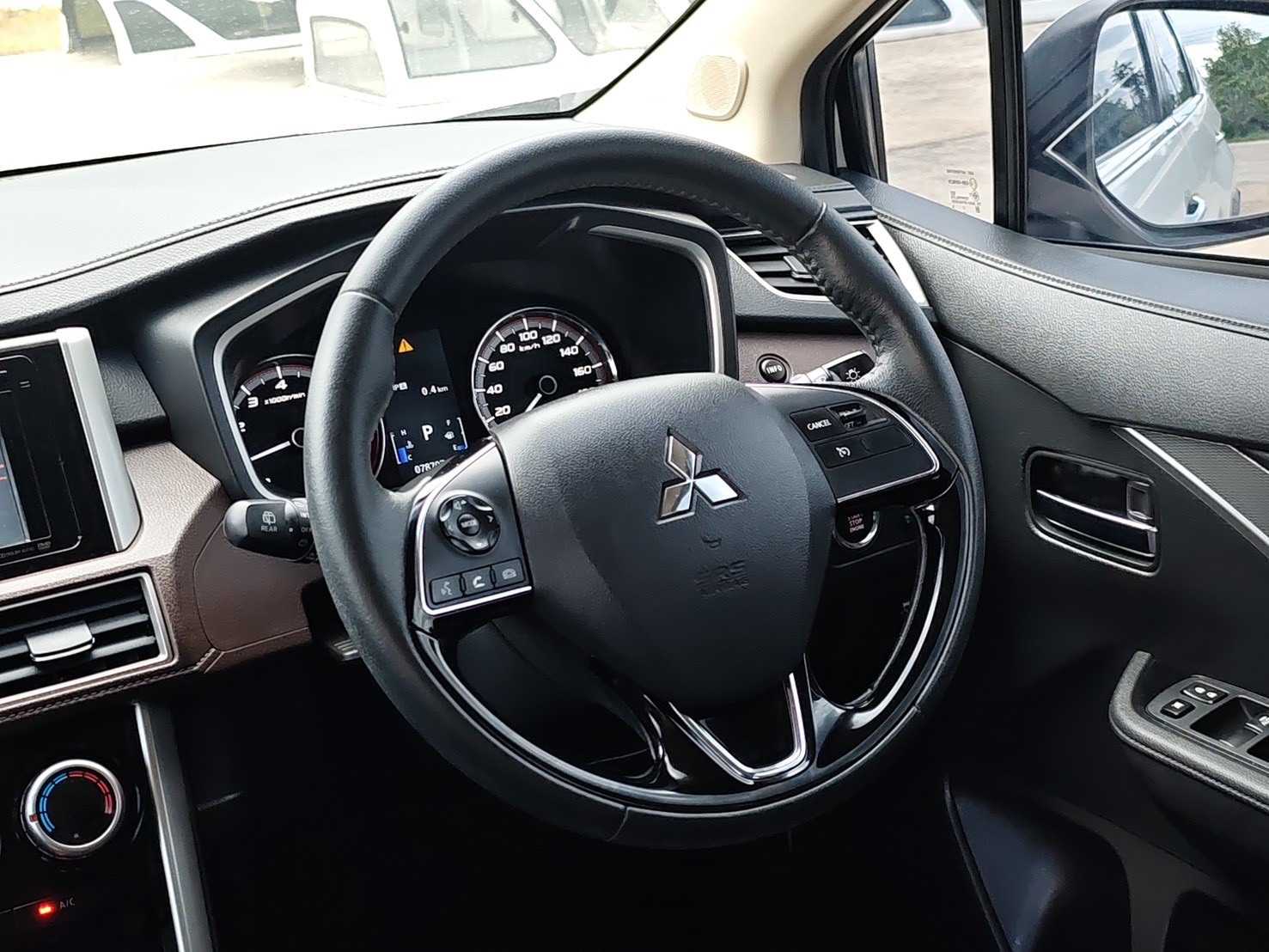 Mitsubishi Xpander 1.5 Cross SUV AT ปี 2020