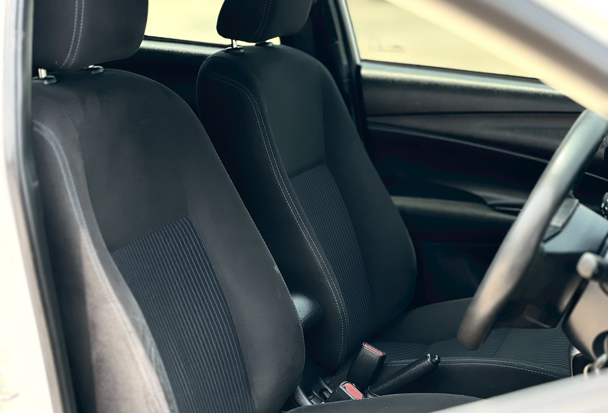 Toyota Yaris 1.2 E Hatchback AT 2019