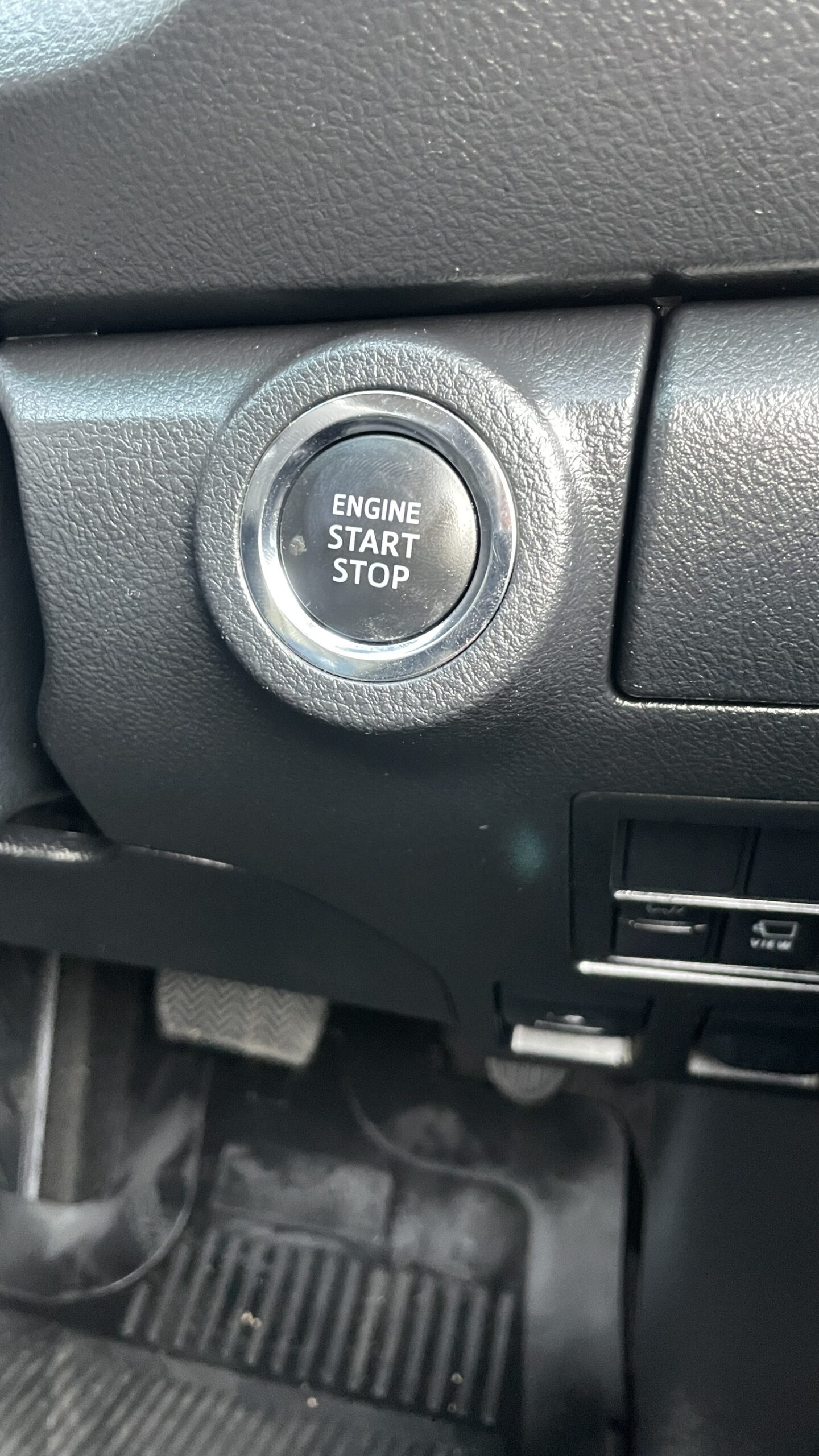 Toyota Fortuner 2.4 Leader V SUV AT 2022