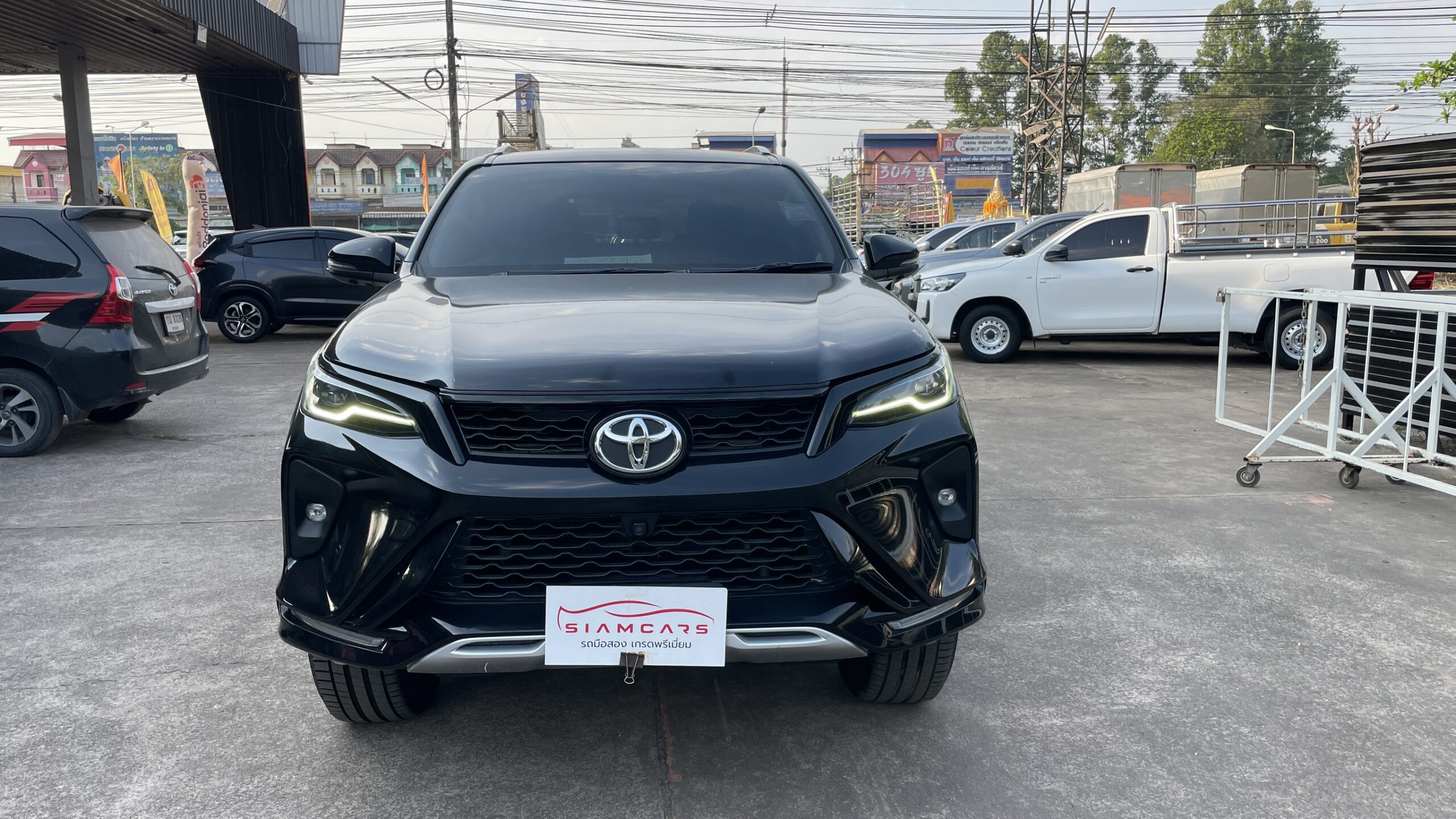 Toyota Fortuner 2.4 Leader V SUV AT 2022