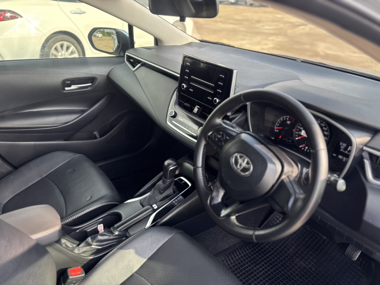 Toyota Corolla Altis 1.6 AT ปี 2020