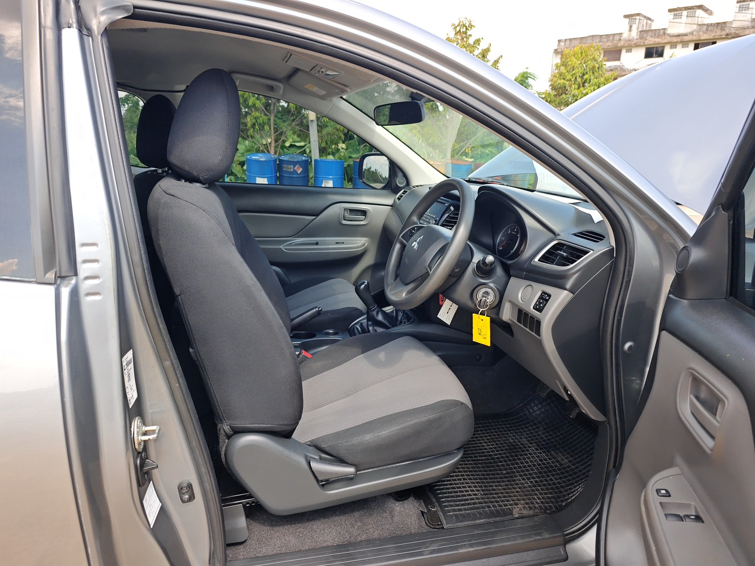 Mitsubishi Triton All New Mega Cab 2.5 GLX MT 2018