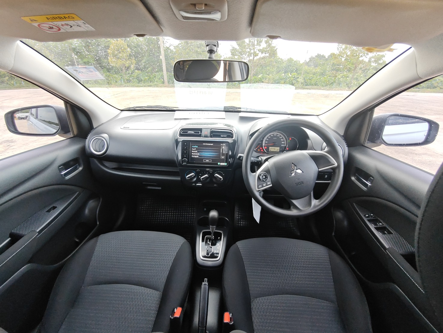Mitsubishi Attrage 1.2 GLX Dynamic Shield Sedan AT ปี 2021