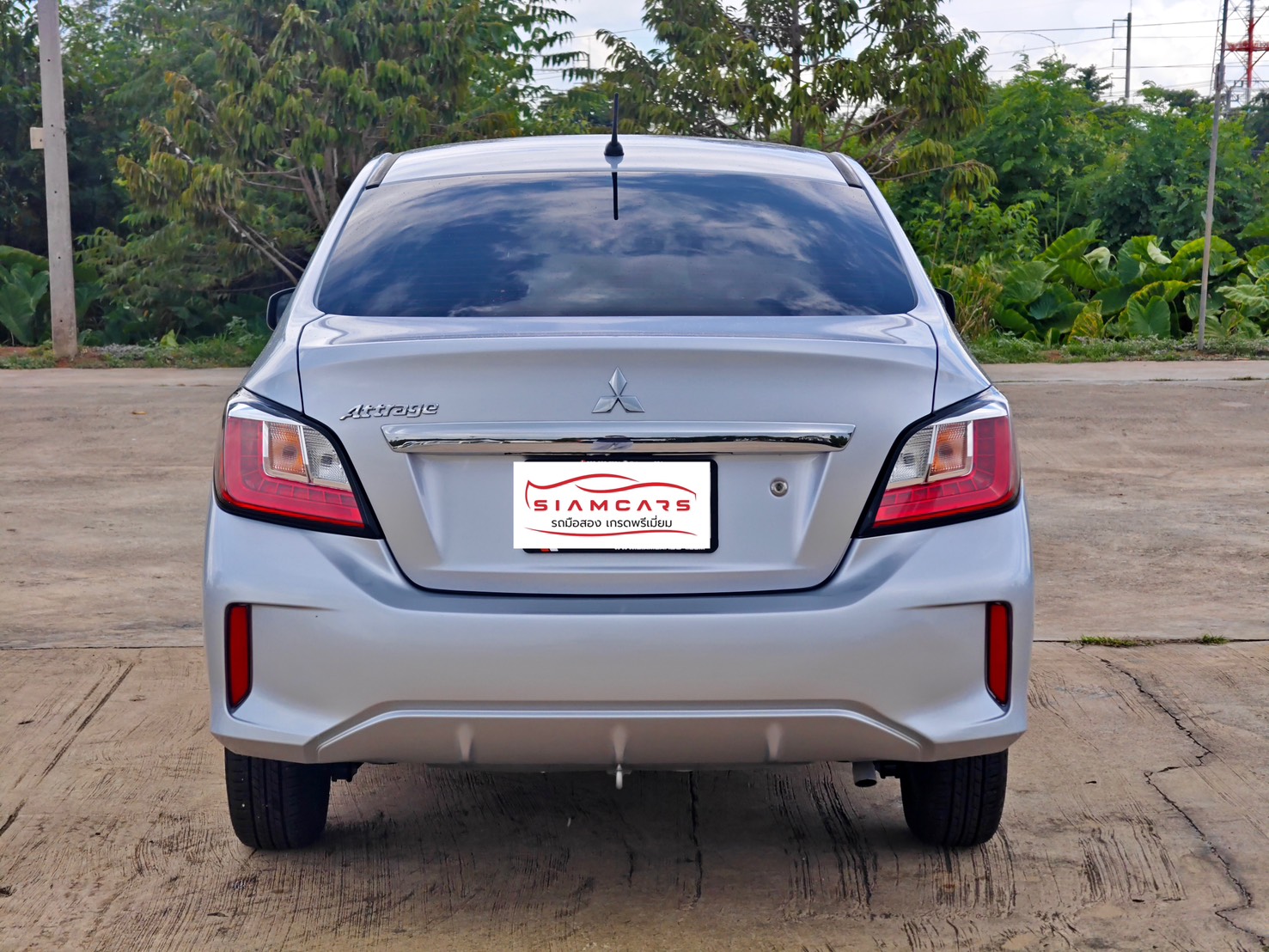Mitsubishi Attrage 1.2 GLX Dynamic Shield Sedan AT ปี 2021