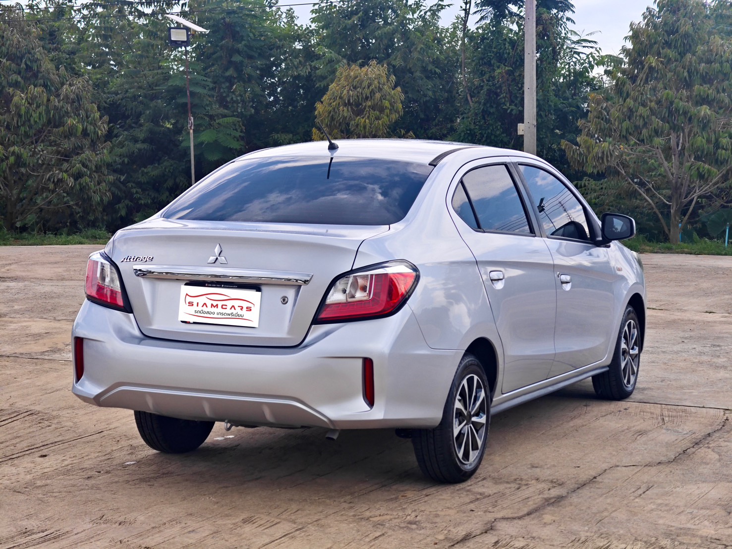 Mitsubishi Attrage 1.2 GLX Dynamic Shield Sedan AT ปี 2021
