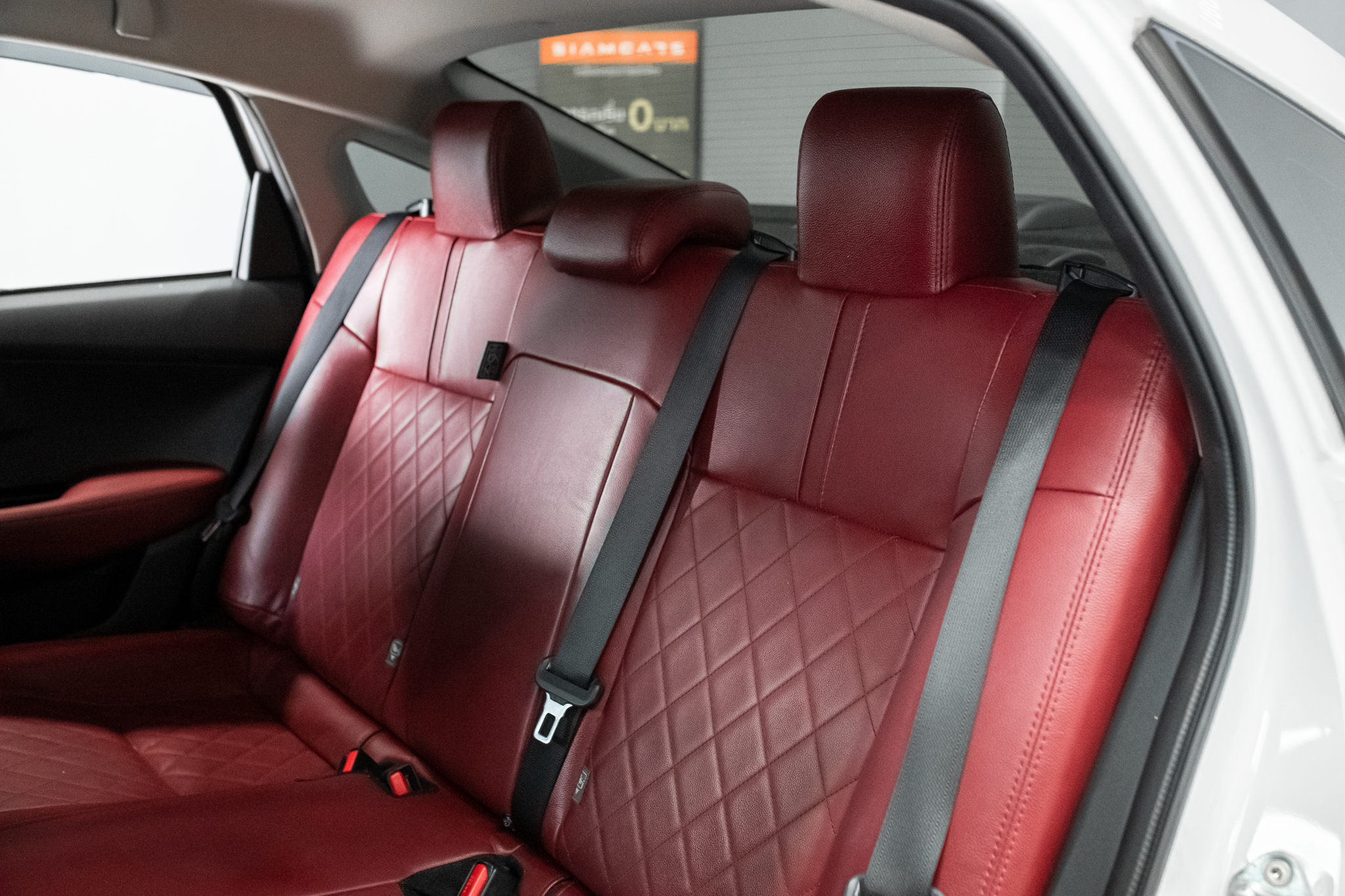 Toyota Yaris ATIV 1.2 Premium Luxury AT 2024