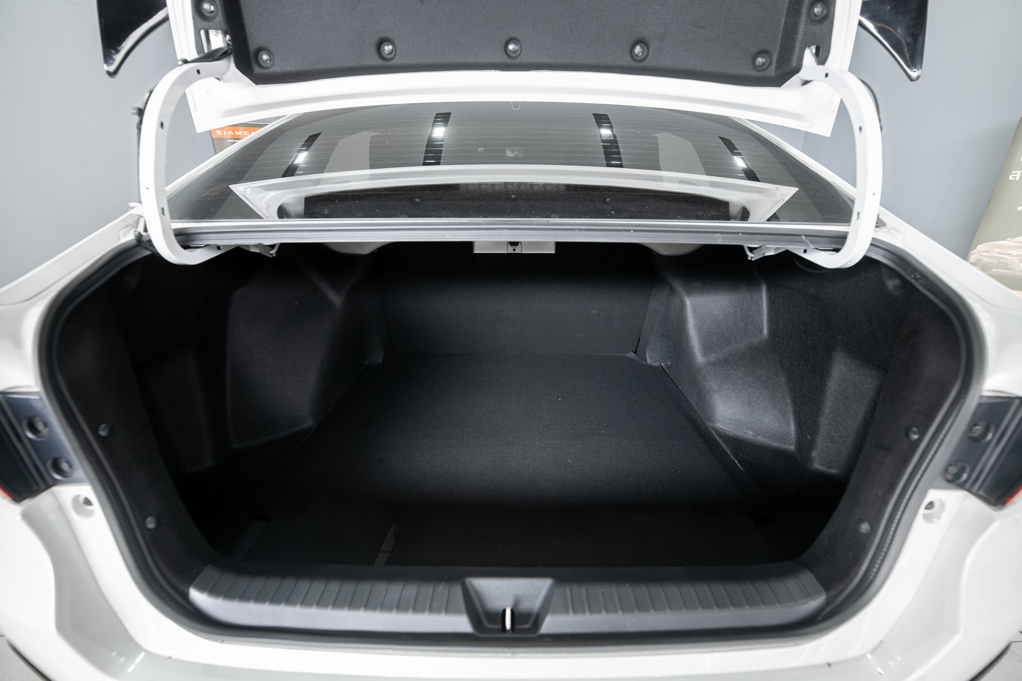 Toyota Yaris ATIV 1.2 Premium Luxury AT 2024