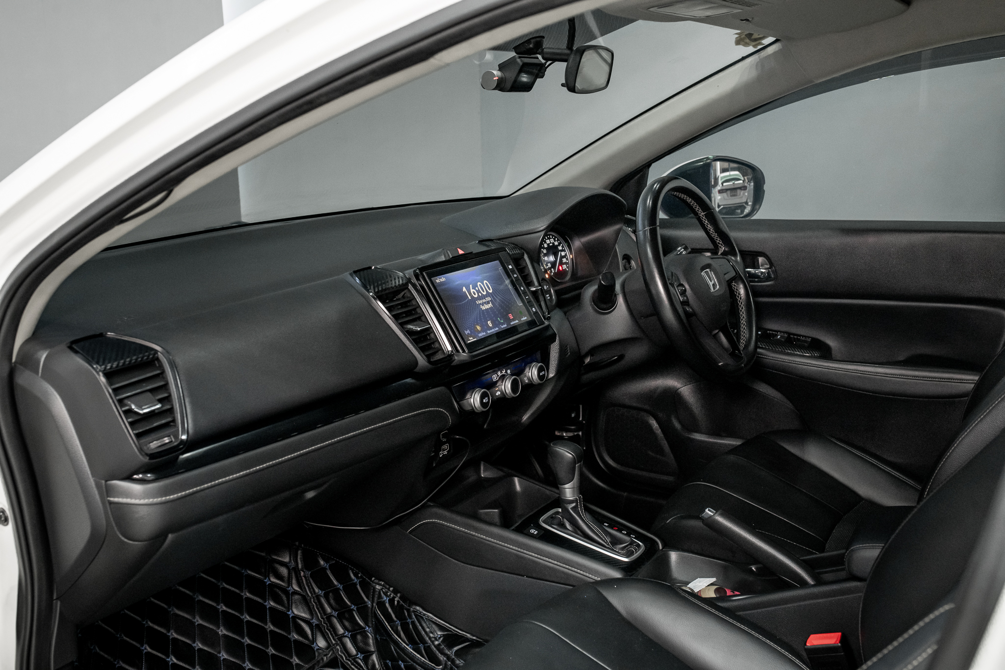 Honda City Turbo 1.0 SV (Hatchback) AT 2023