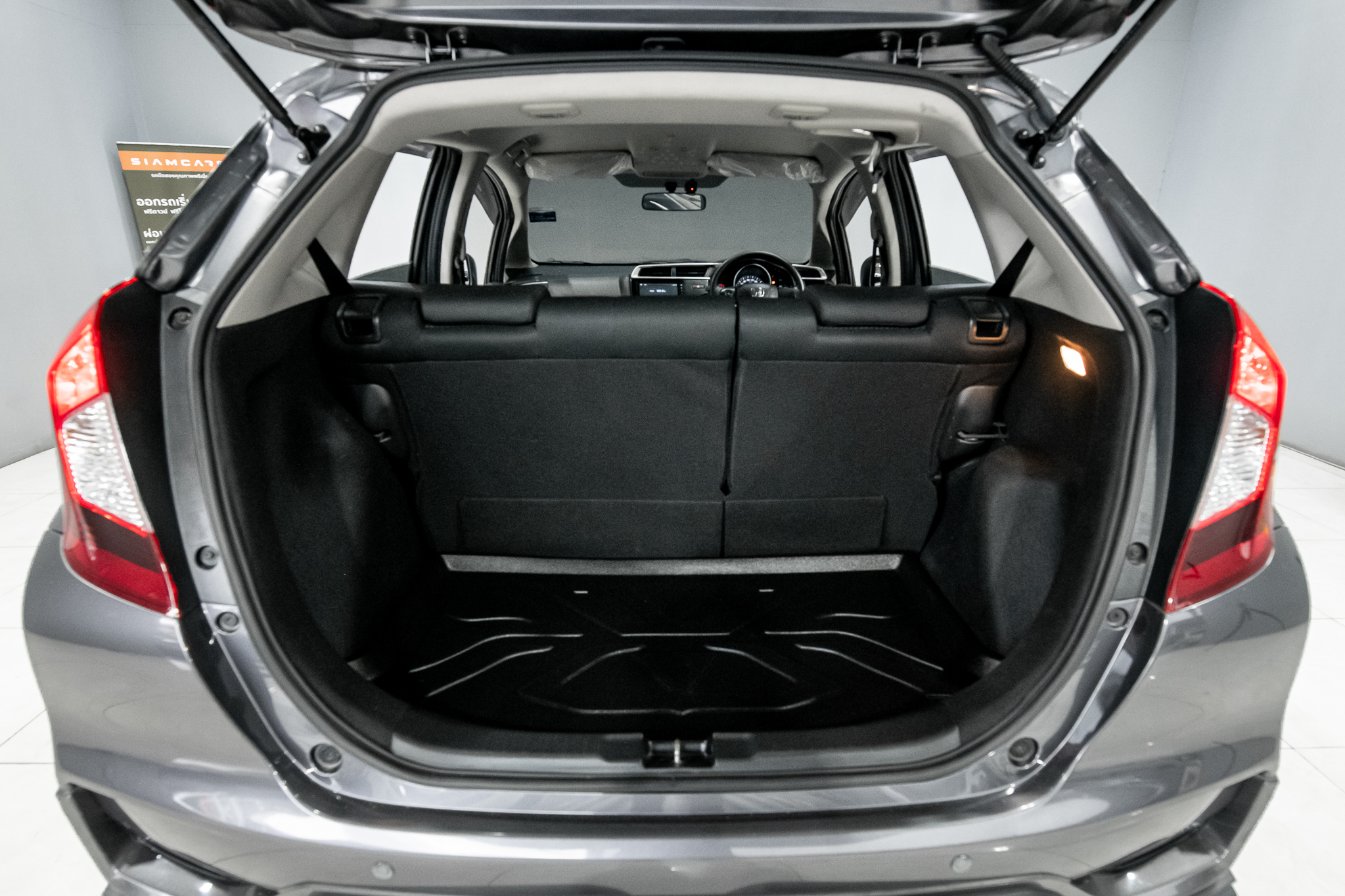 Honda Jazz 1.5 V+ Hatchback AT 2020