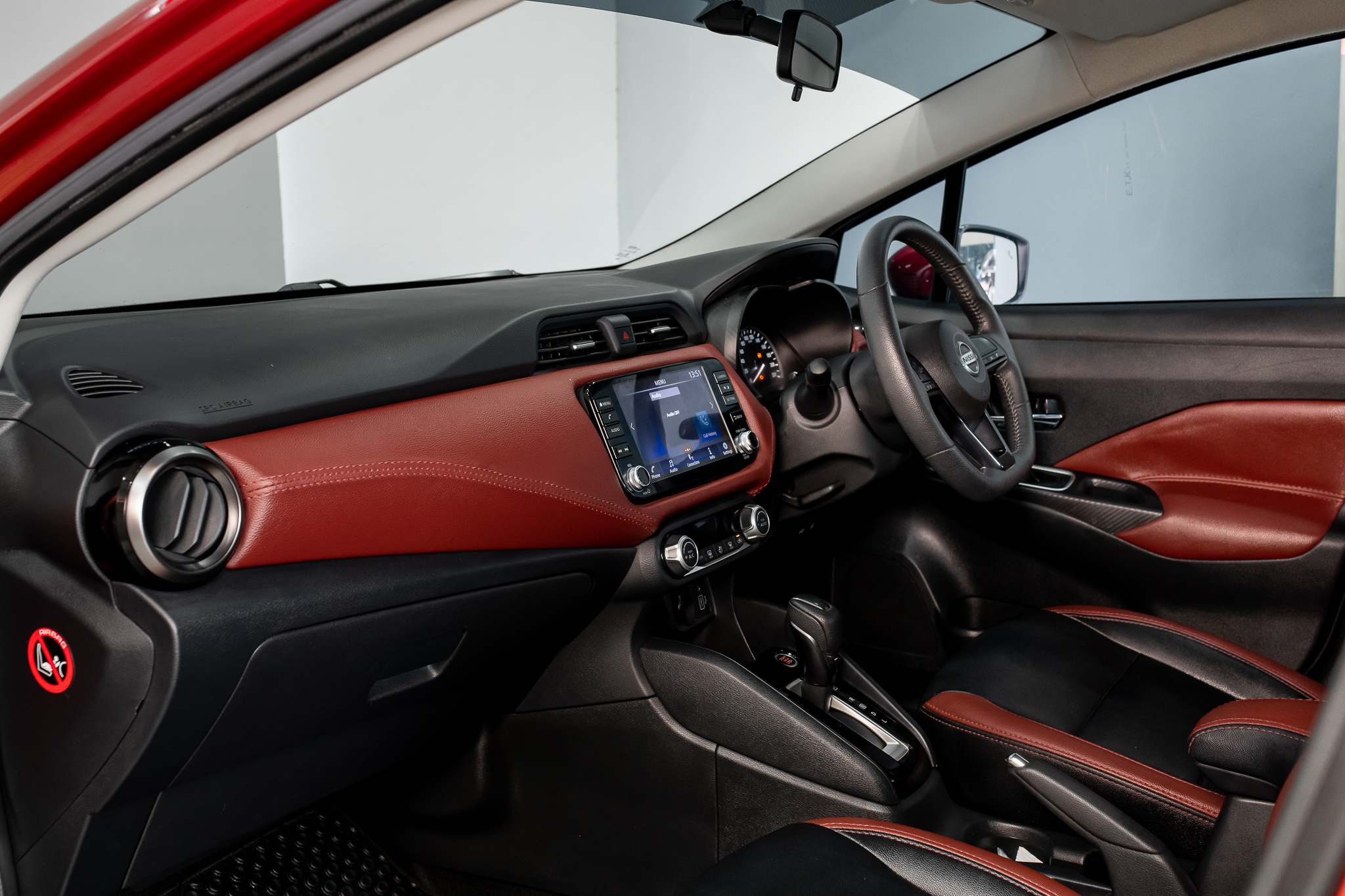 Nissan Almera Turbo 1.0 V Sportech AT 2021