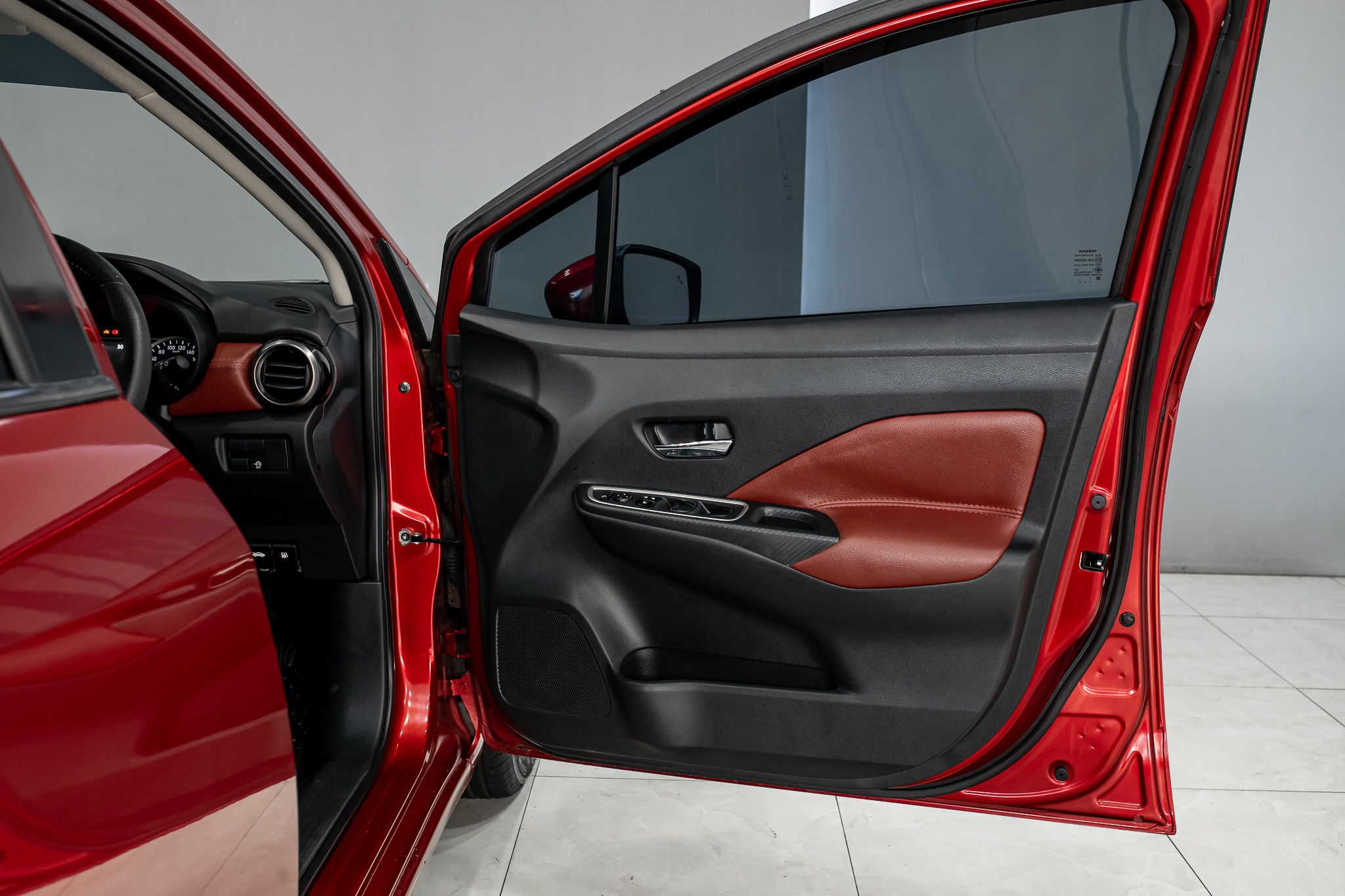 Nissan Almera Turbo 1.0 V Sportech AT 2021