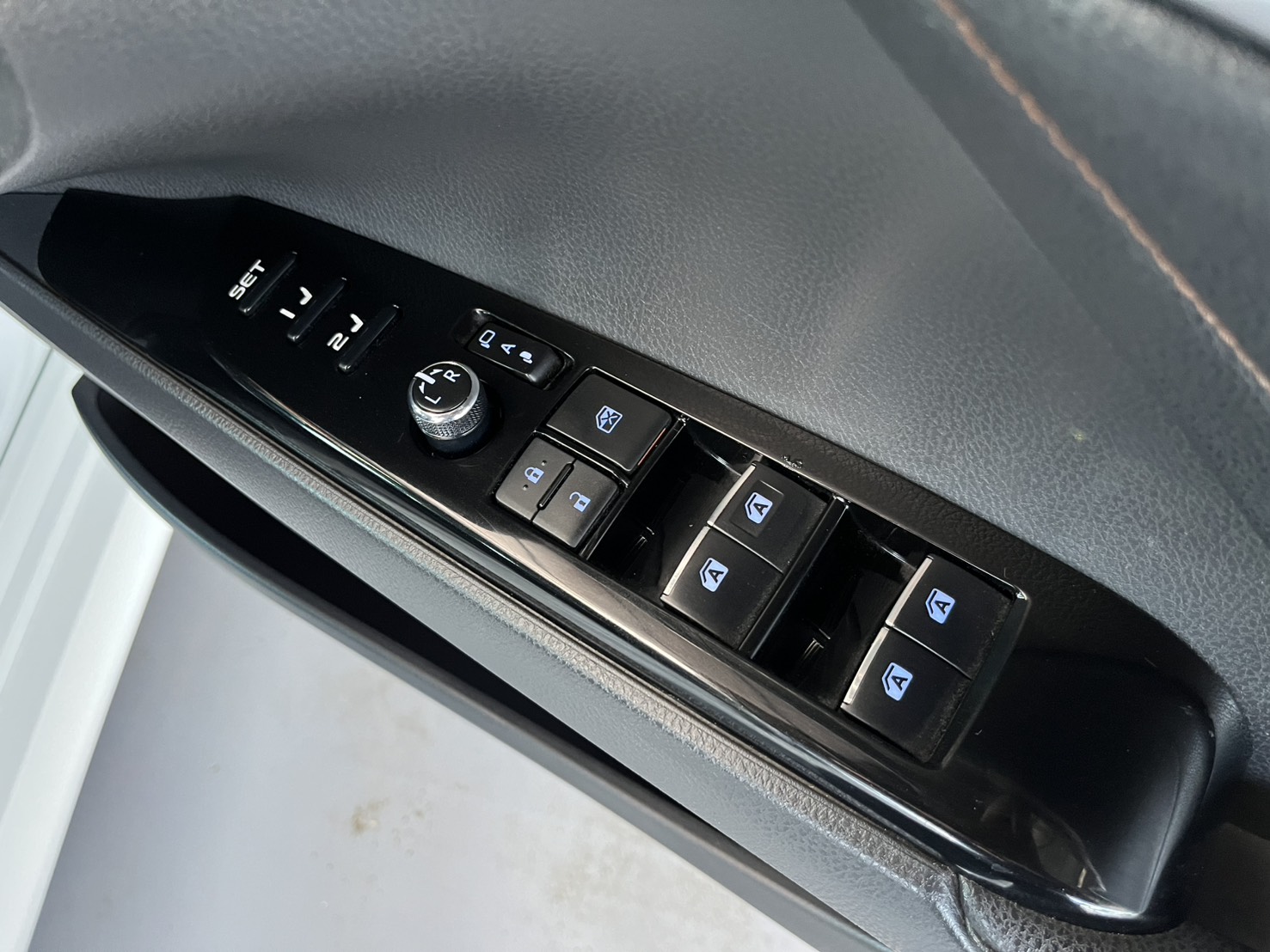 Toyota Camry 2.0 G Sedan AT 2021