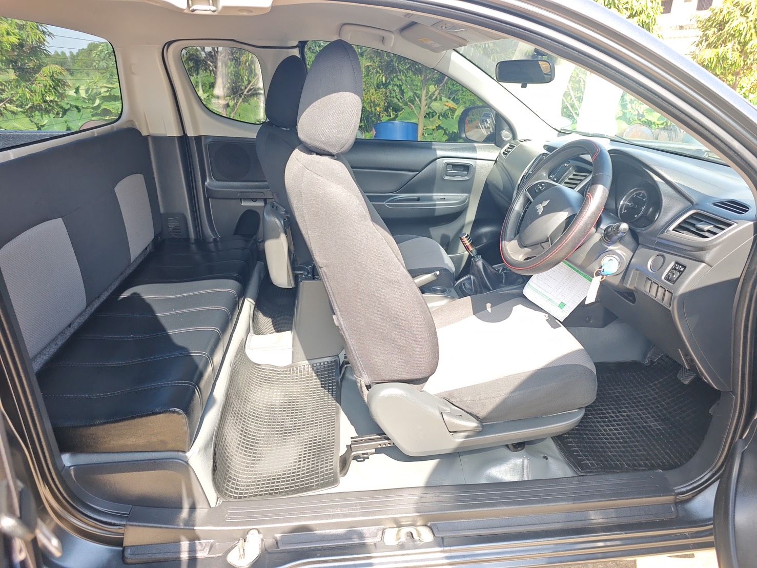 Mitsubishi Triton All New Mega Cab 2.5 GLX MT 2019