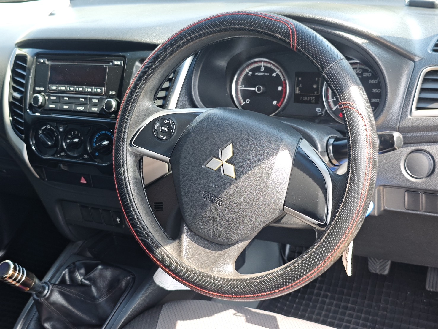 Mitsubishi Triton All New Mega Cab 2.5 GLX MT 2019
