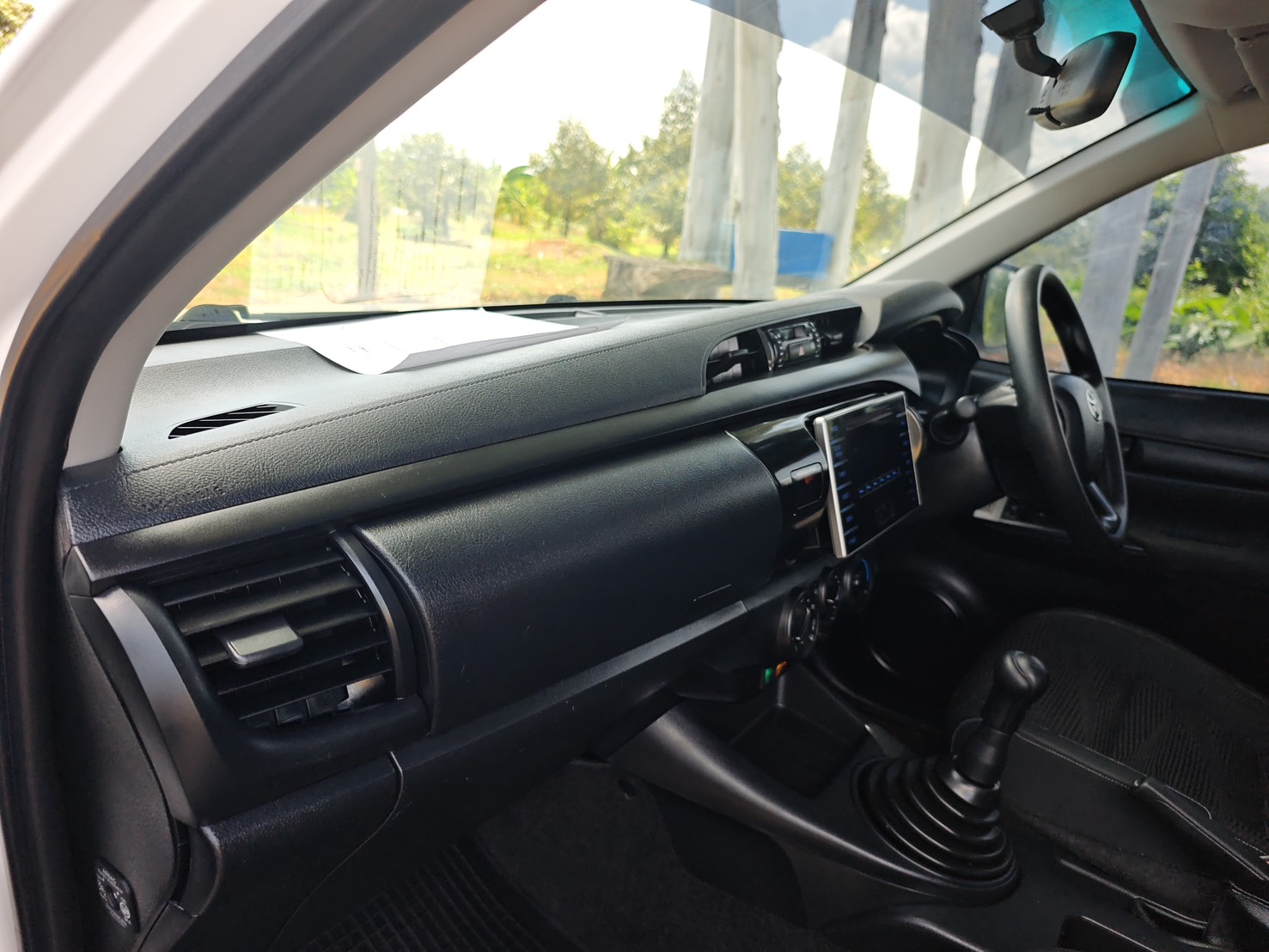 Toyota Hilux Revo Smart Cab 2.4 J Plus Z Edition MT 2020