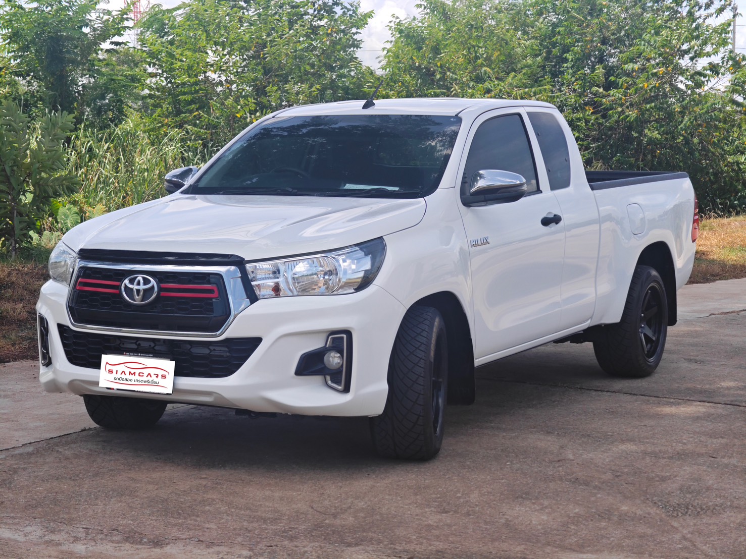 Toyota Hilux Revo Smart Cab 2.4 J Plus Z Edition MT 2020