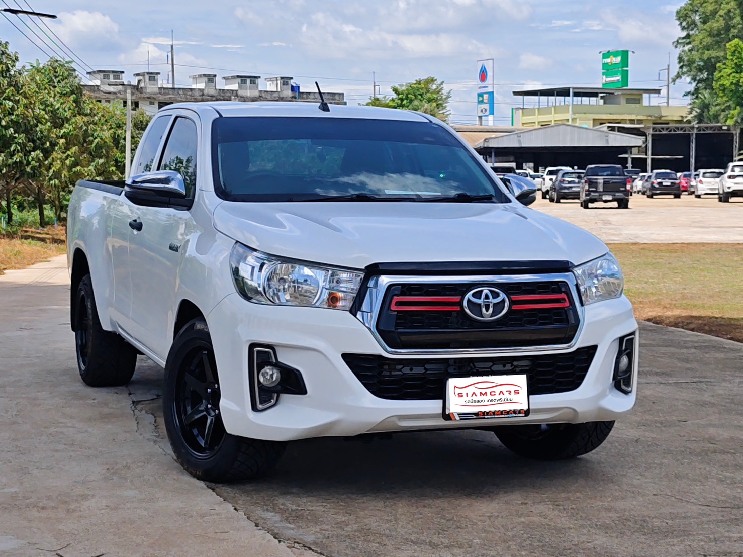 Toyota Hilux Revo Smart Cab 2.4 J Plus Z Edition MT 2020