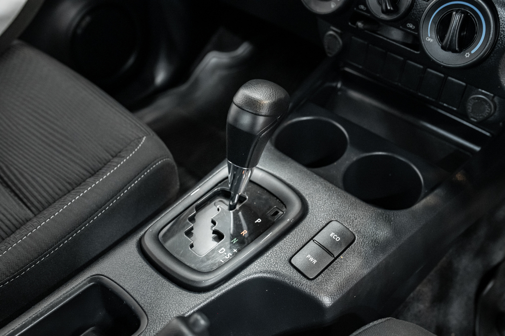 Toyota Hilux Revo Smart Cab 2.4 ENTRY Z Edition AT 2022