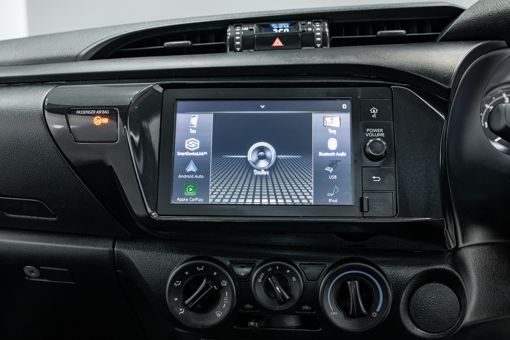 Toyota Hilux Revo Smart Cab 2.4 ENTRY Z Edition AT 2022