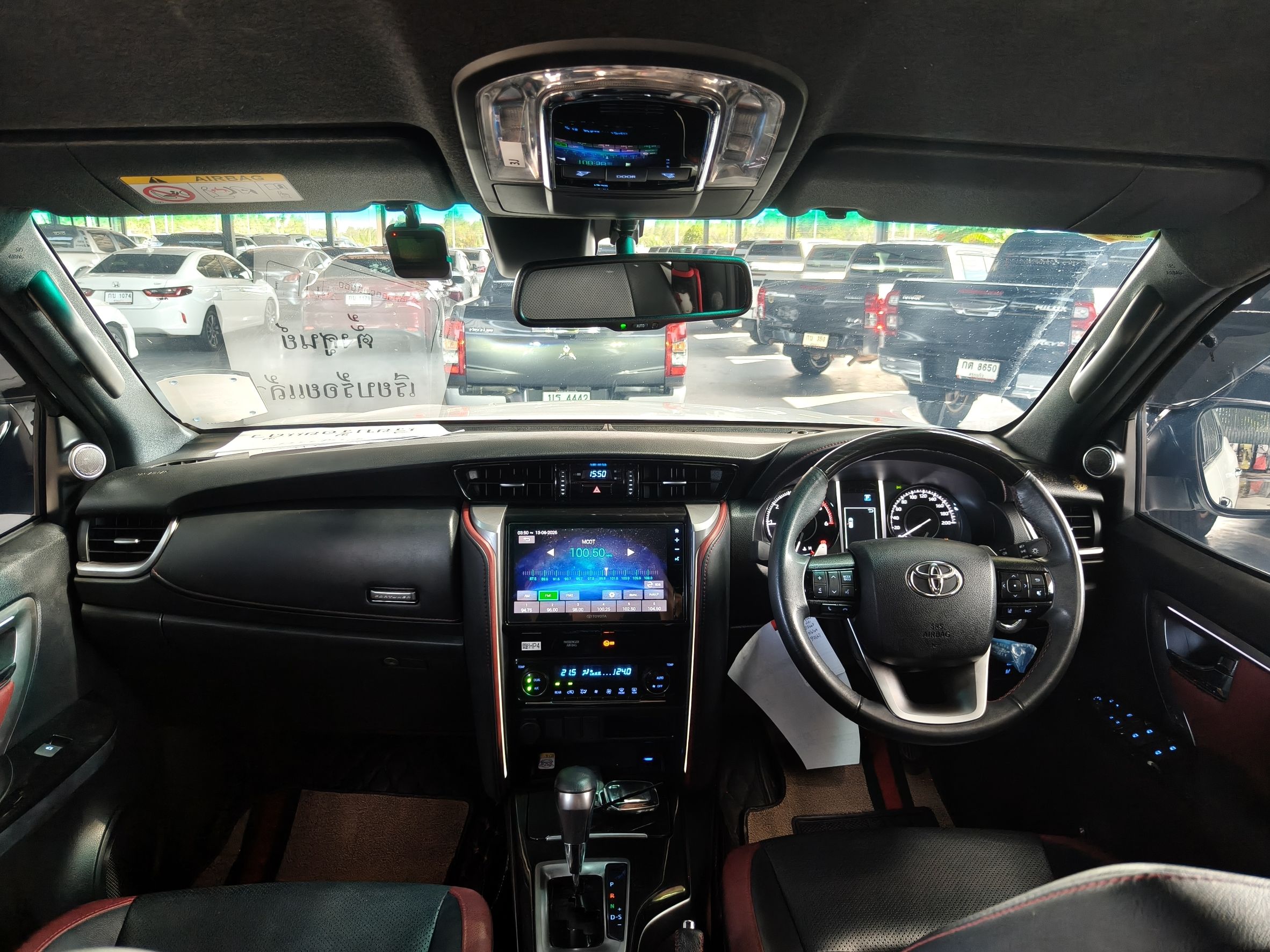 Toyota Fortuner 2.4 Legender SUV AT 2023