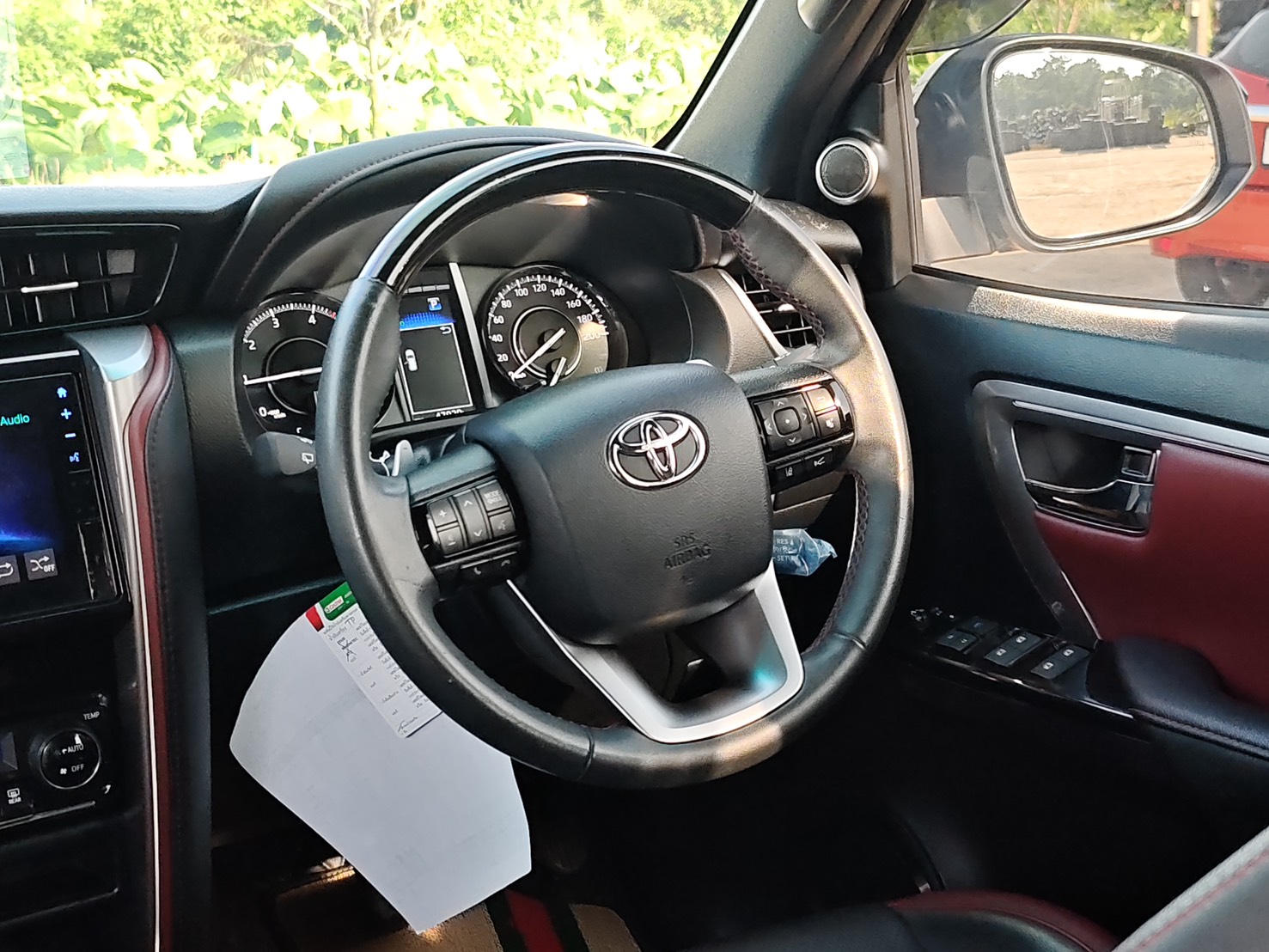 Toyota Fortuner 2.4 Legender SUV AT 2023