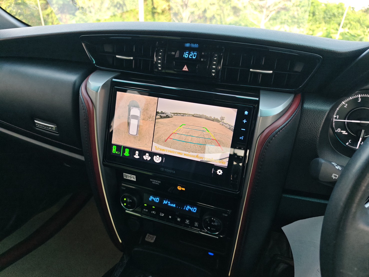 Toyota Fortuner 2.4 Legender SUV AT 2023