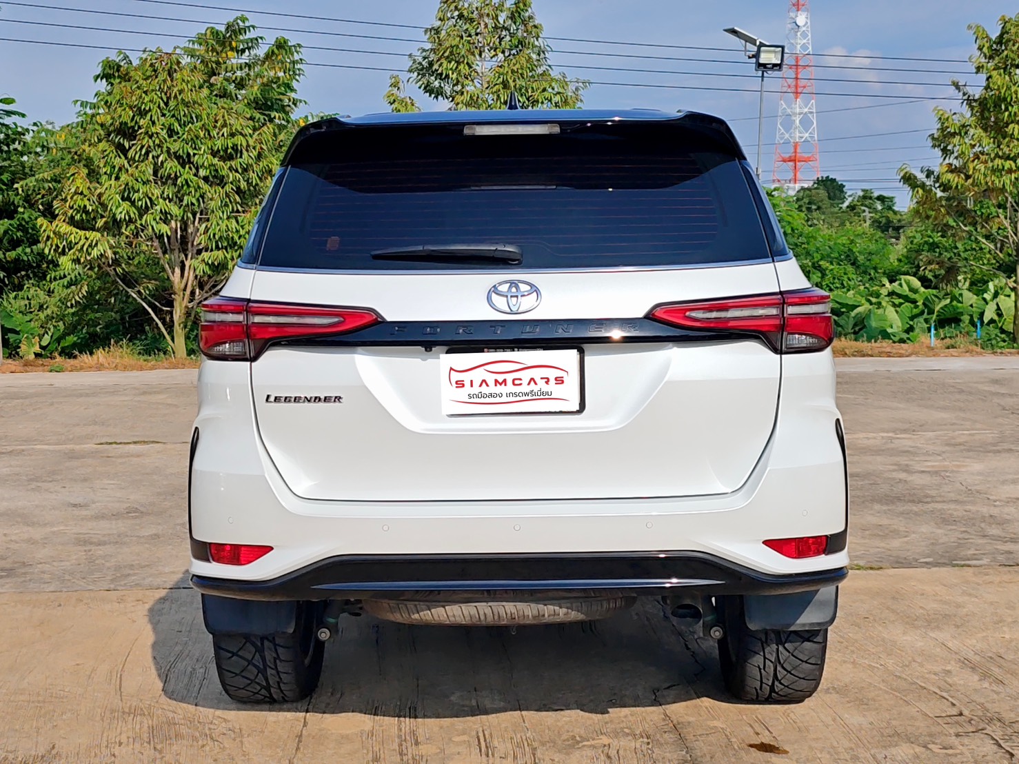 Toyota Fortuner 2.4 Legender SUV AT 2023