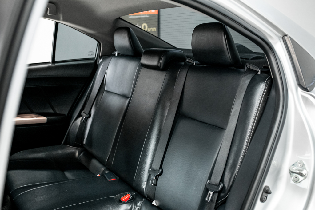 Toyota Vios 1.5 Mid Sedan AT ปี 2021
