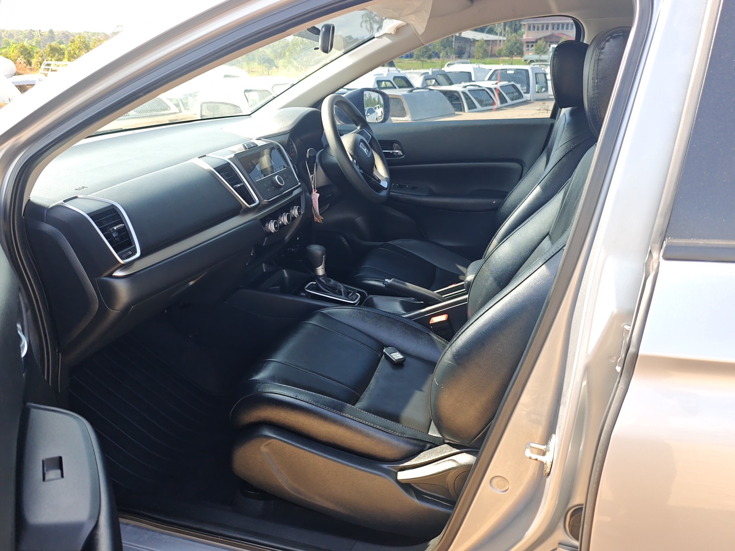 Honda City Turbo 1.0 V Sedan AT 2020