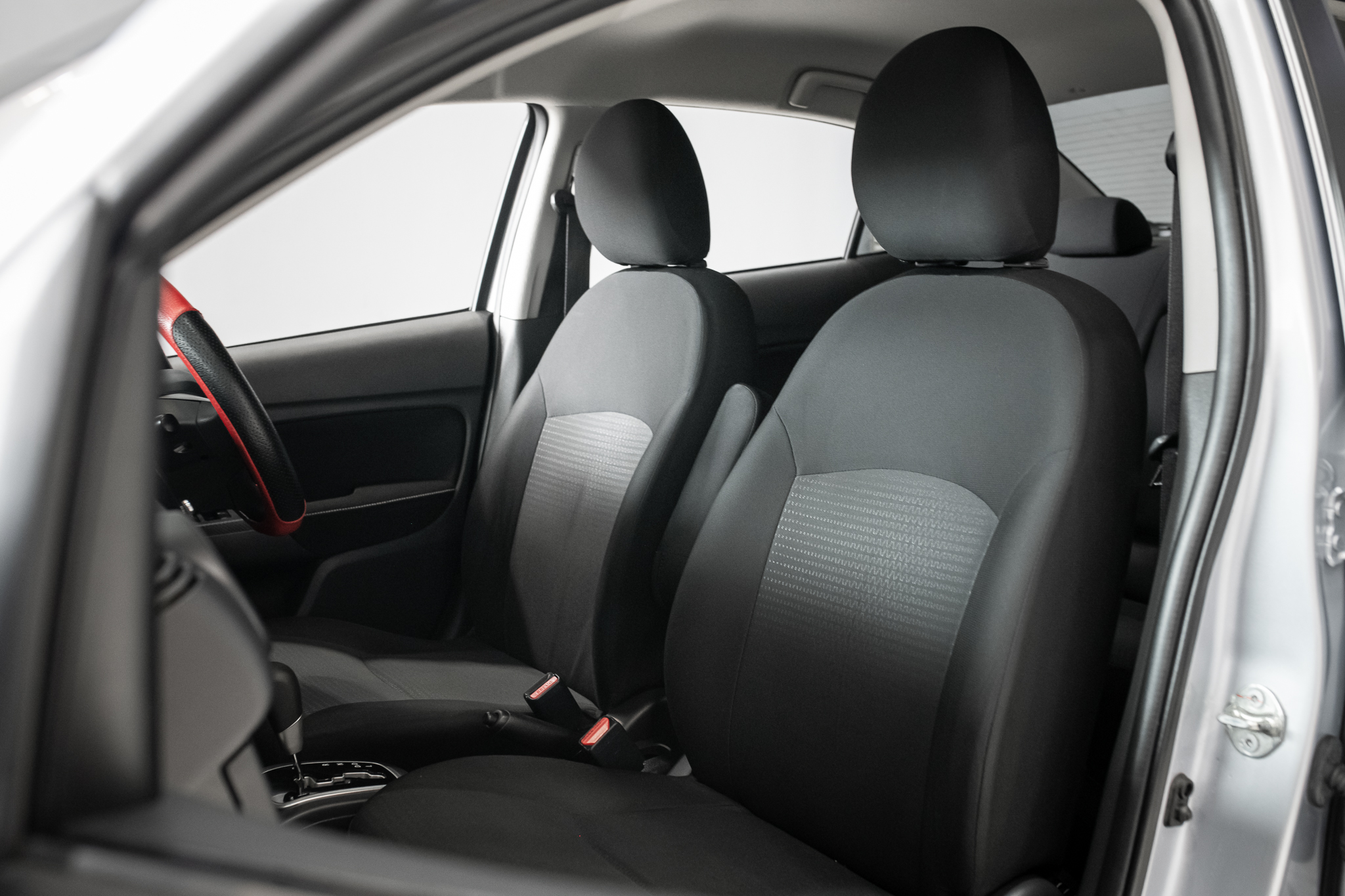 Mitsubishi Attrage 1.2 GLX Dynamic Shield Sedan AT ปี 2021
