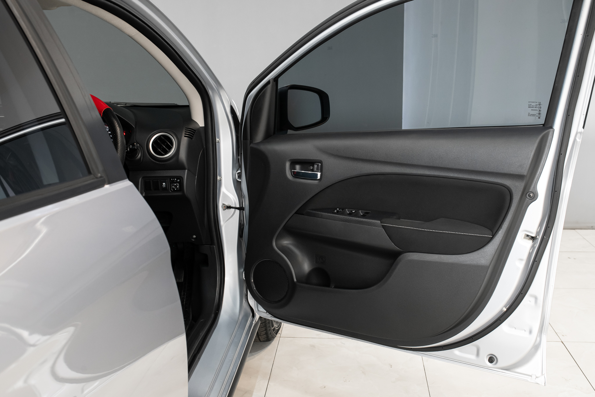 Mitsubishi Attrage 1.2 GLX Dynamic Shield Sedan AT ปี 2021