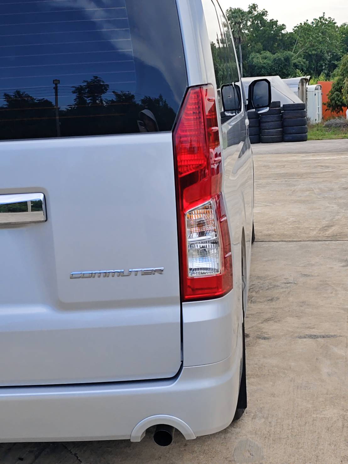 TOYOTA COMMUTER 2.8 Diesel MPV MT 2019
