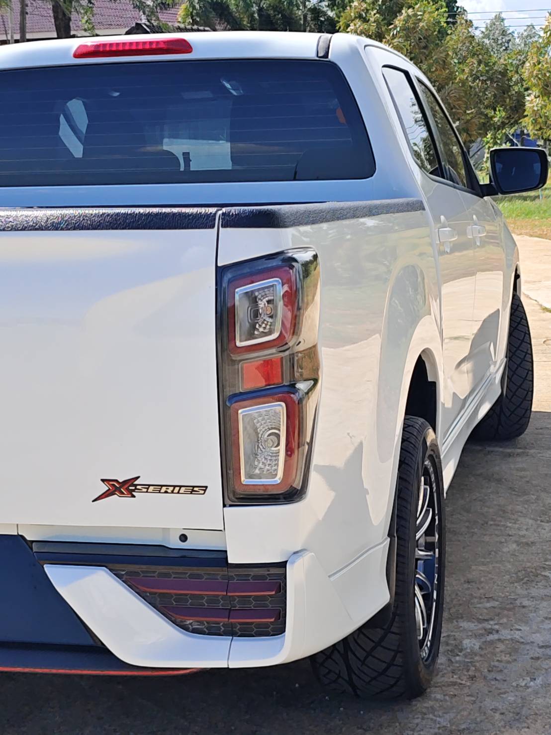Isuzu D-Max All New Blue Power Cab-4 1.9 Ddi Speed X-series MT 2022
