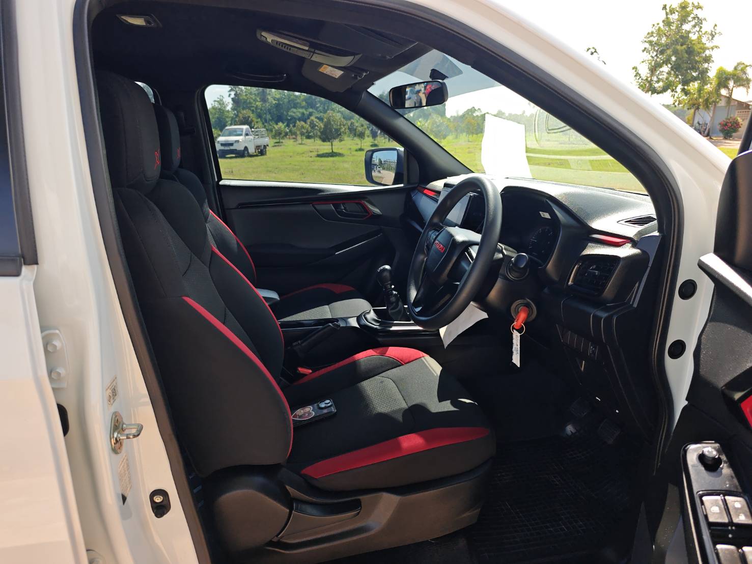 Isuzu D-Max All New Blue Power Cab-4 1.9 Ddi Speed X-series MT 2022