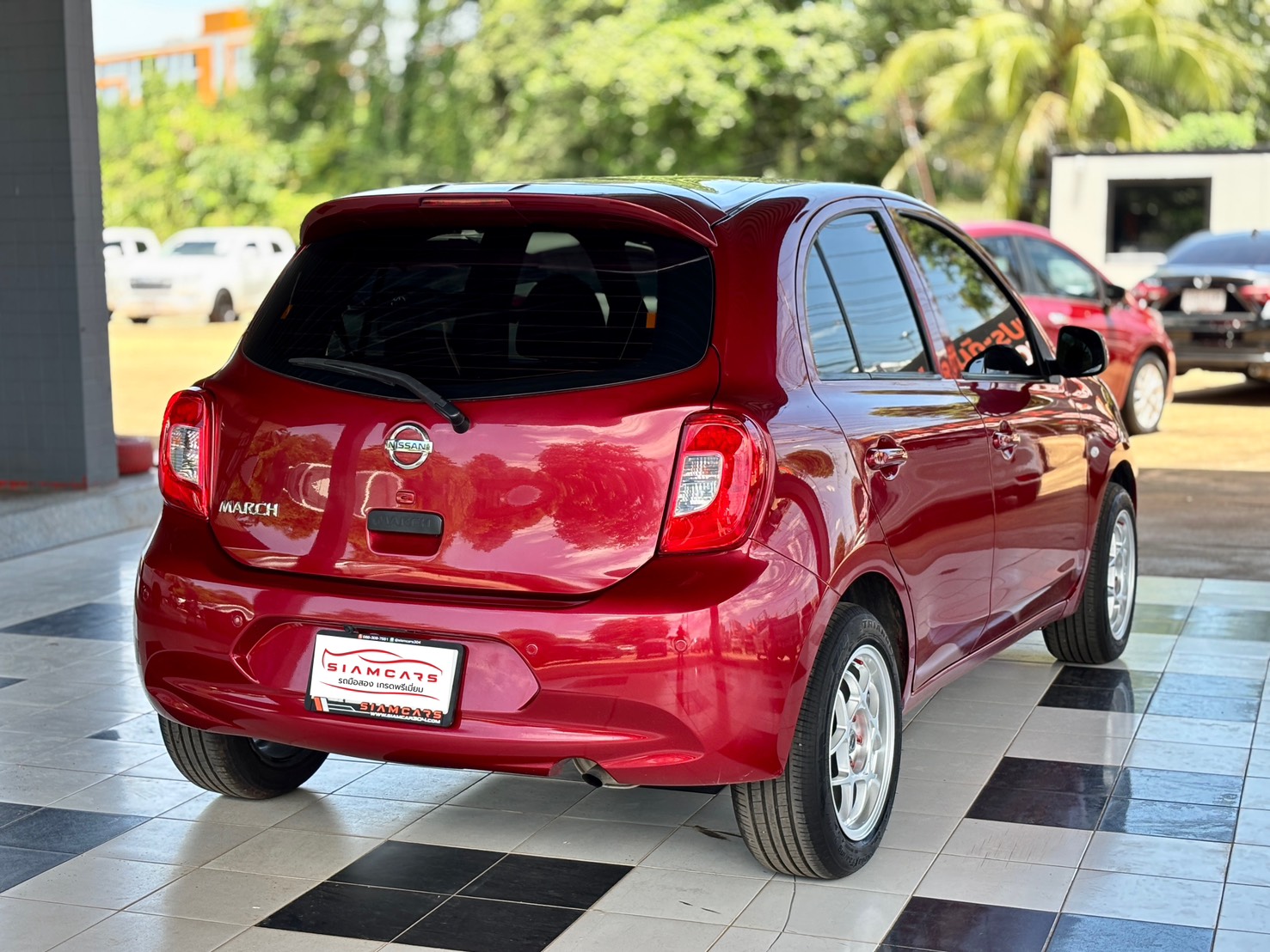 Nissan March 1.2 EL Hatchback AT 2018