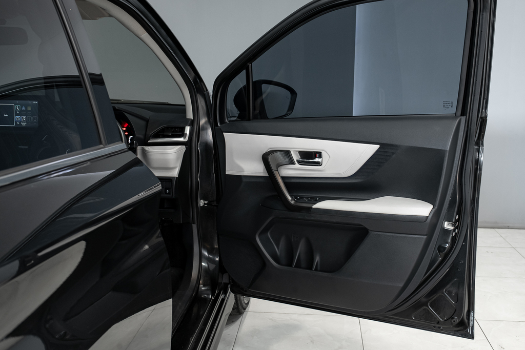 Toyota Veloz 1.5 Smart SUV AT 2023