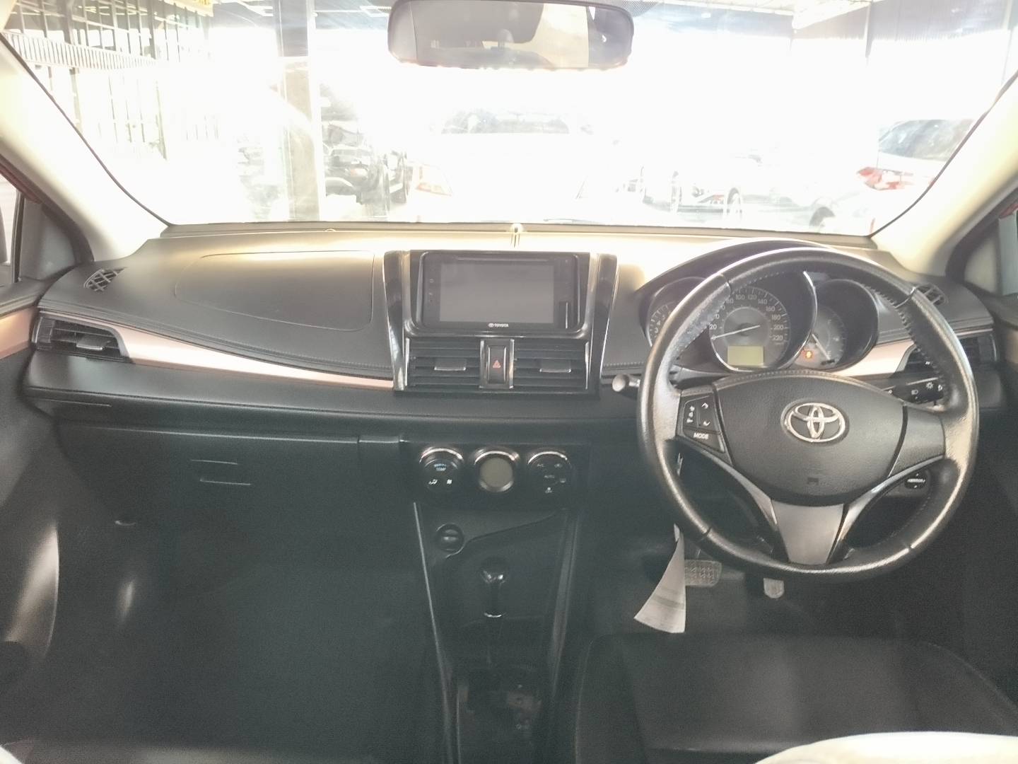 Toyota Vios 1.5 Mid Sedan AT ปี 2021