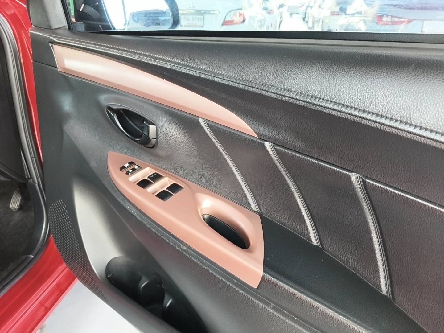 Toyota Vios 1.5 Mid Sedan AT ปี 2021